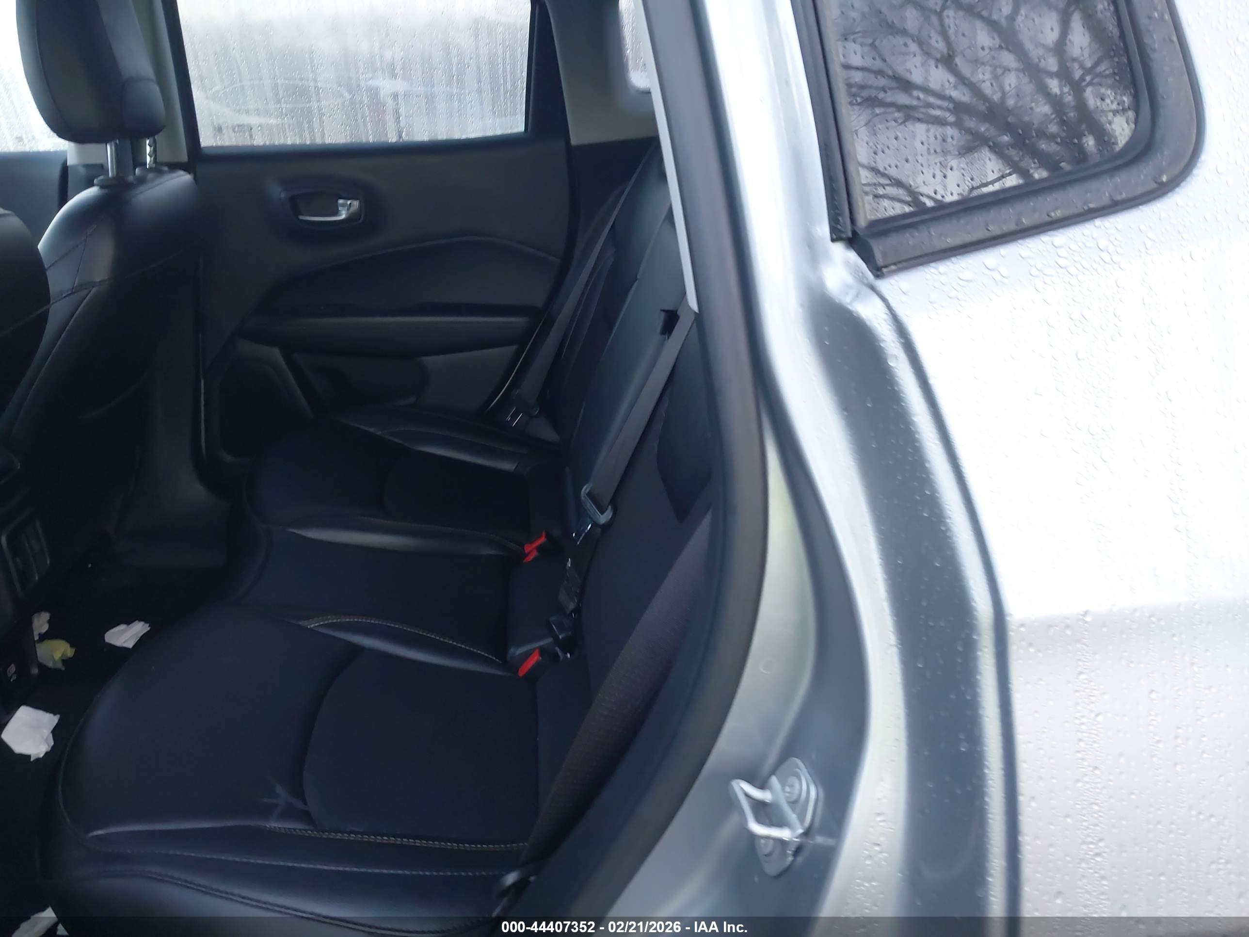 JEEP COMPASS image 8