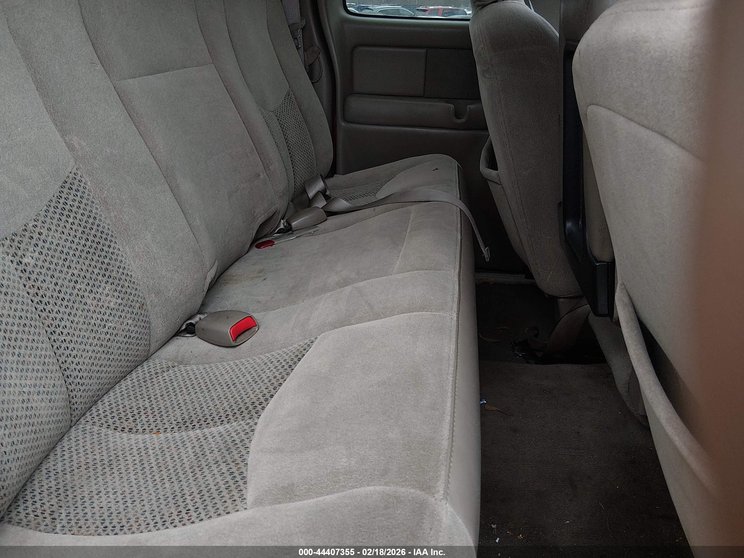 CHEVROLET SILVERADO image 8