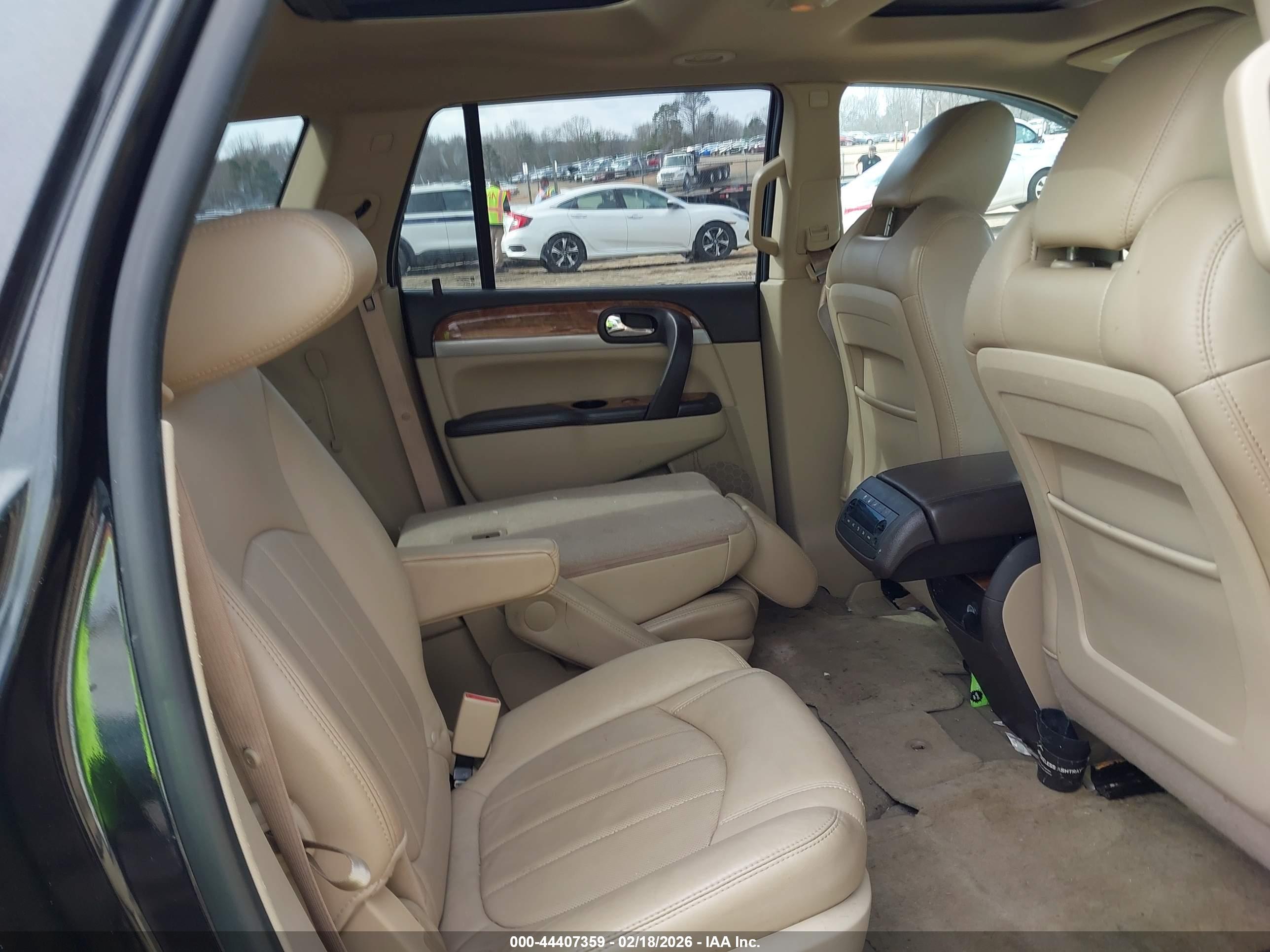 BUICK ENCLAVE image 8