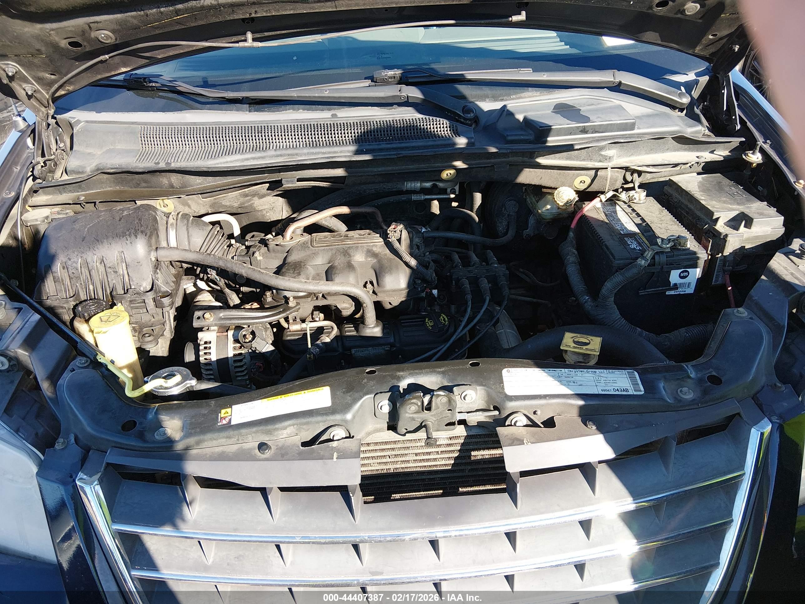 CHRYSLER TOWN image 10