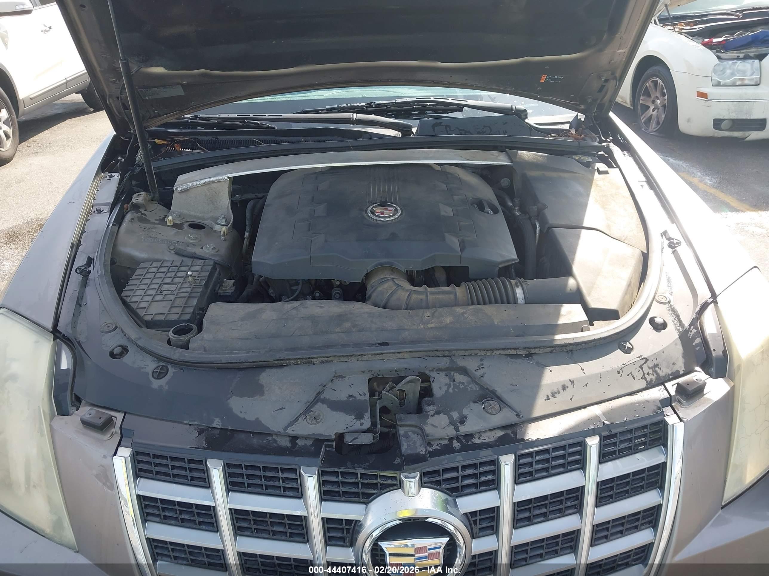 CADILLAC CTS image 10