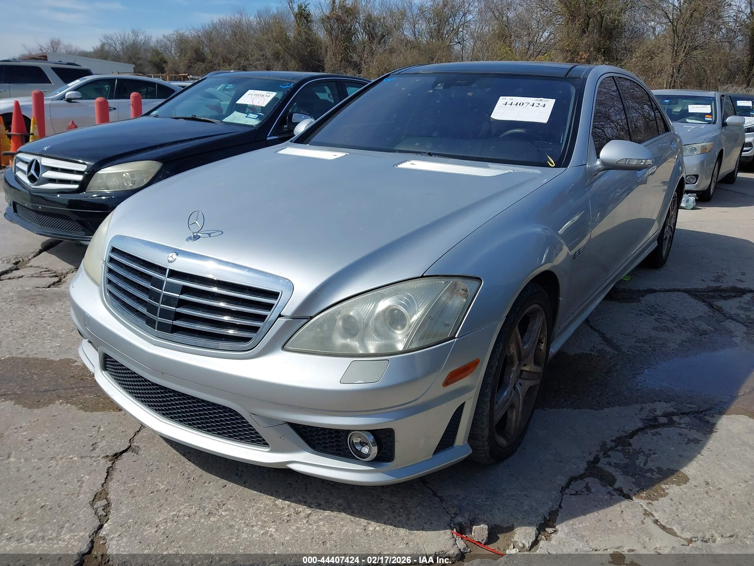 MERCEDES-BENZ S image 2