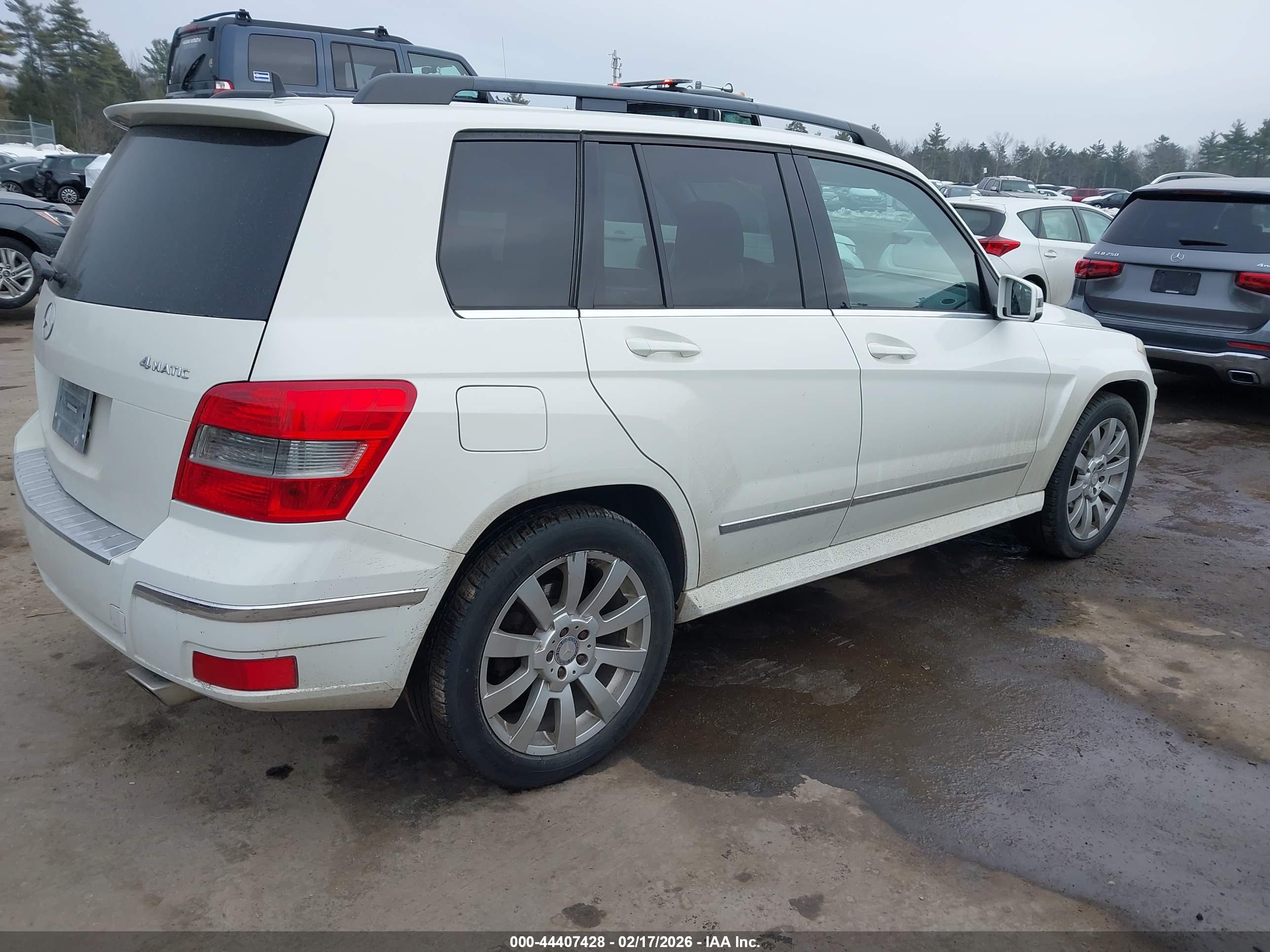 MERCEDES-BENZ GLK image 4