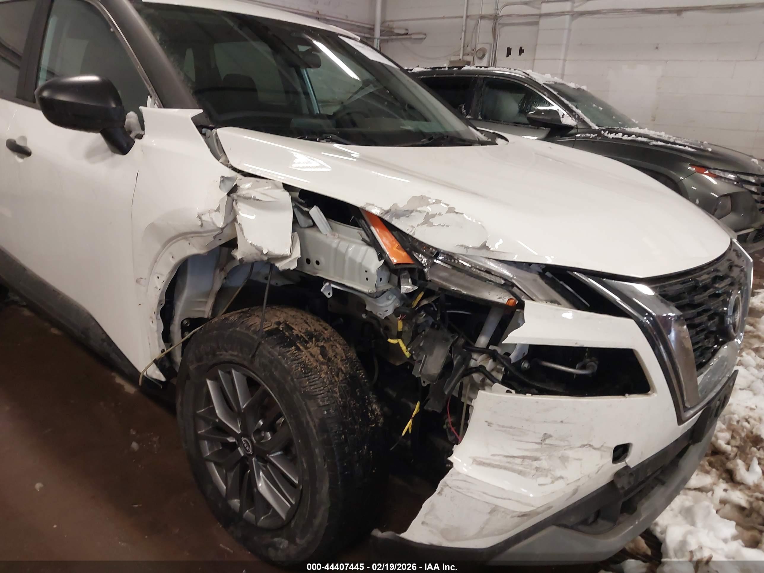 NISSAN ROGUE image 6
