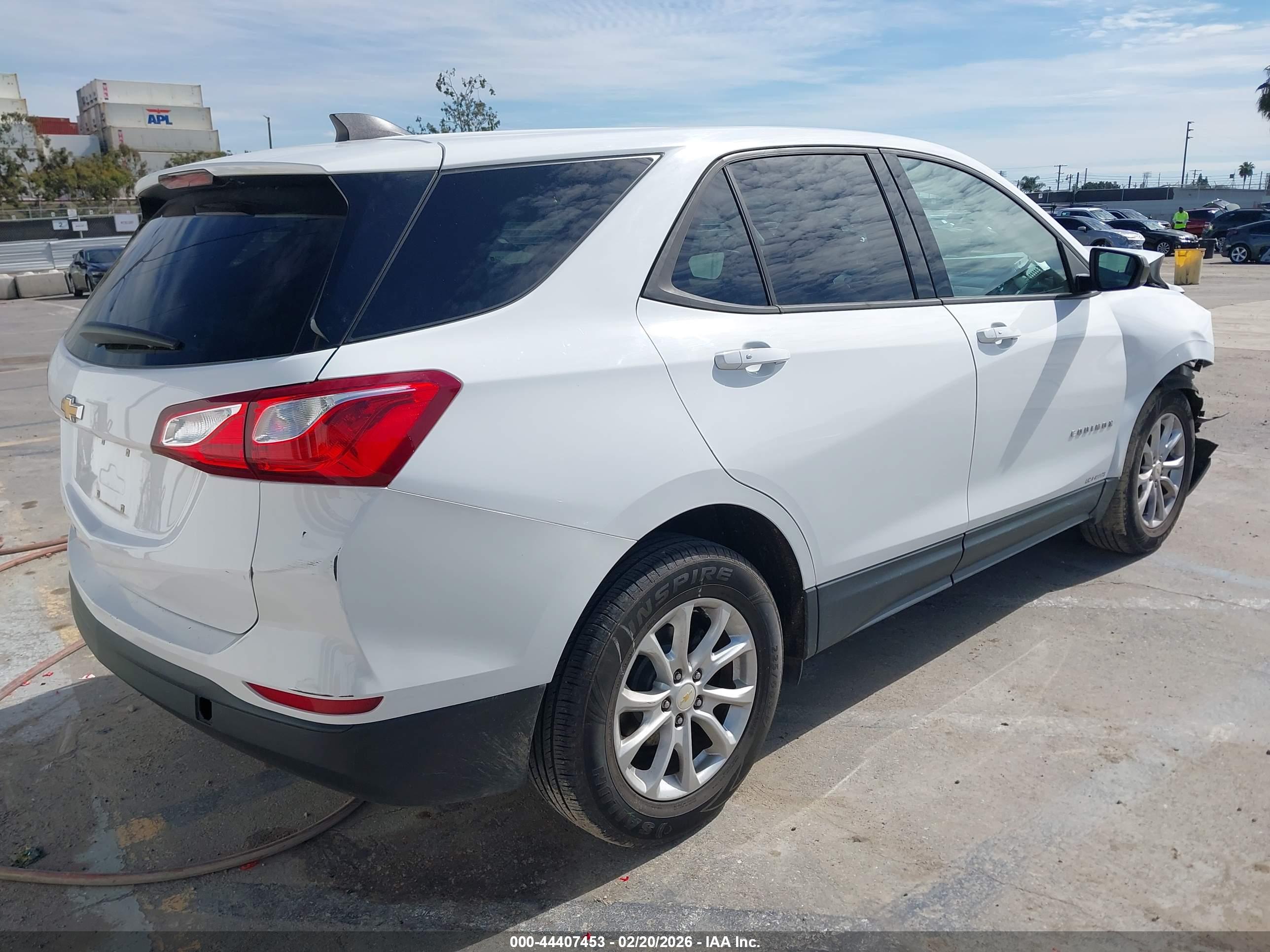 CHEVROLET EQUINOX image 4