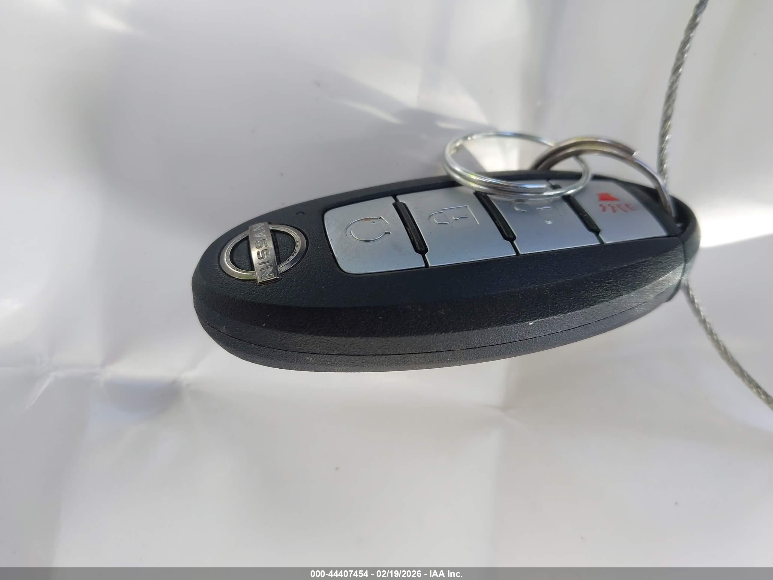 NISSAN ROGUE image 11