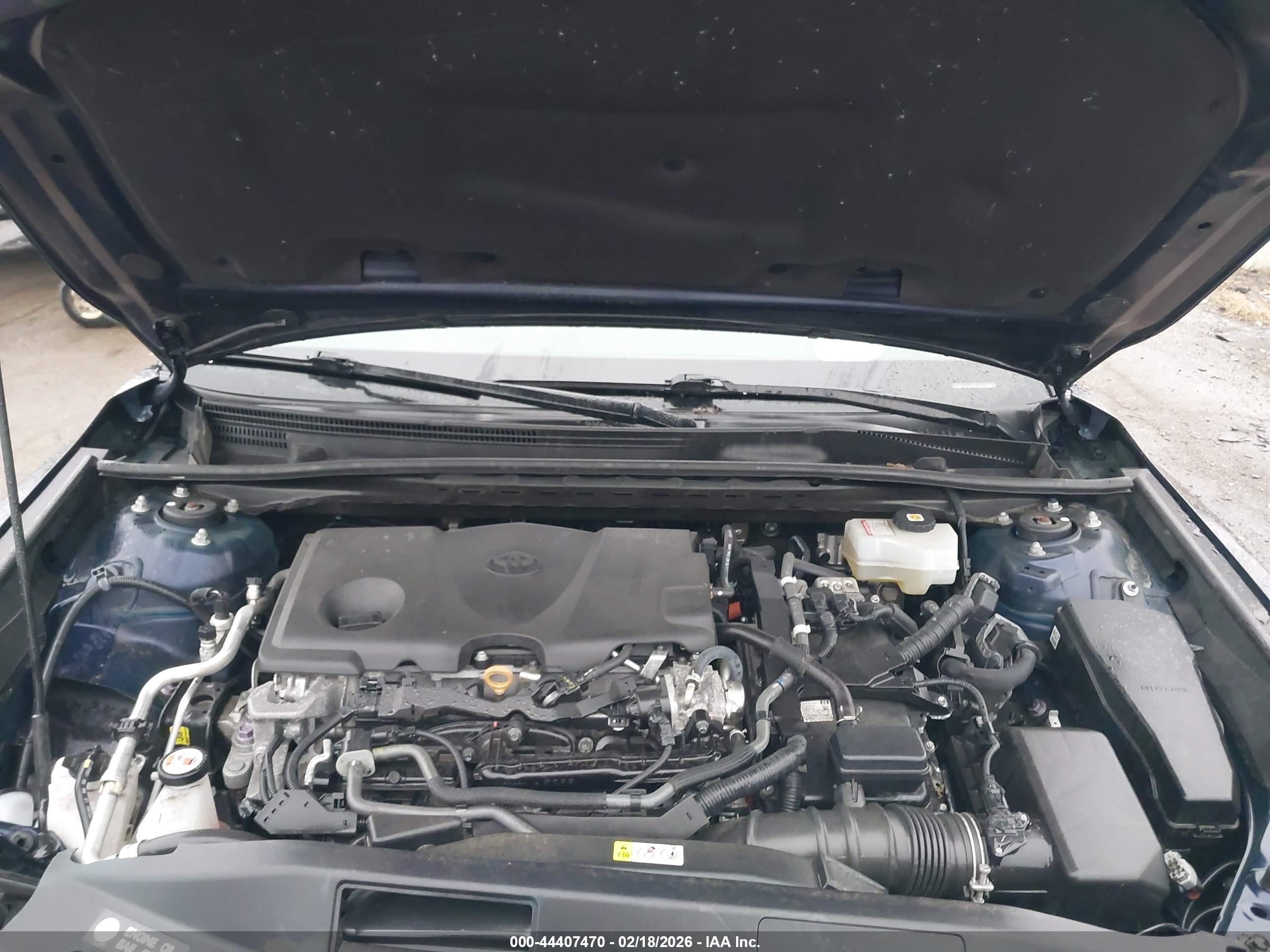 TOYOTA CAMRY image 10
