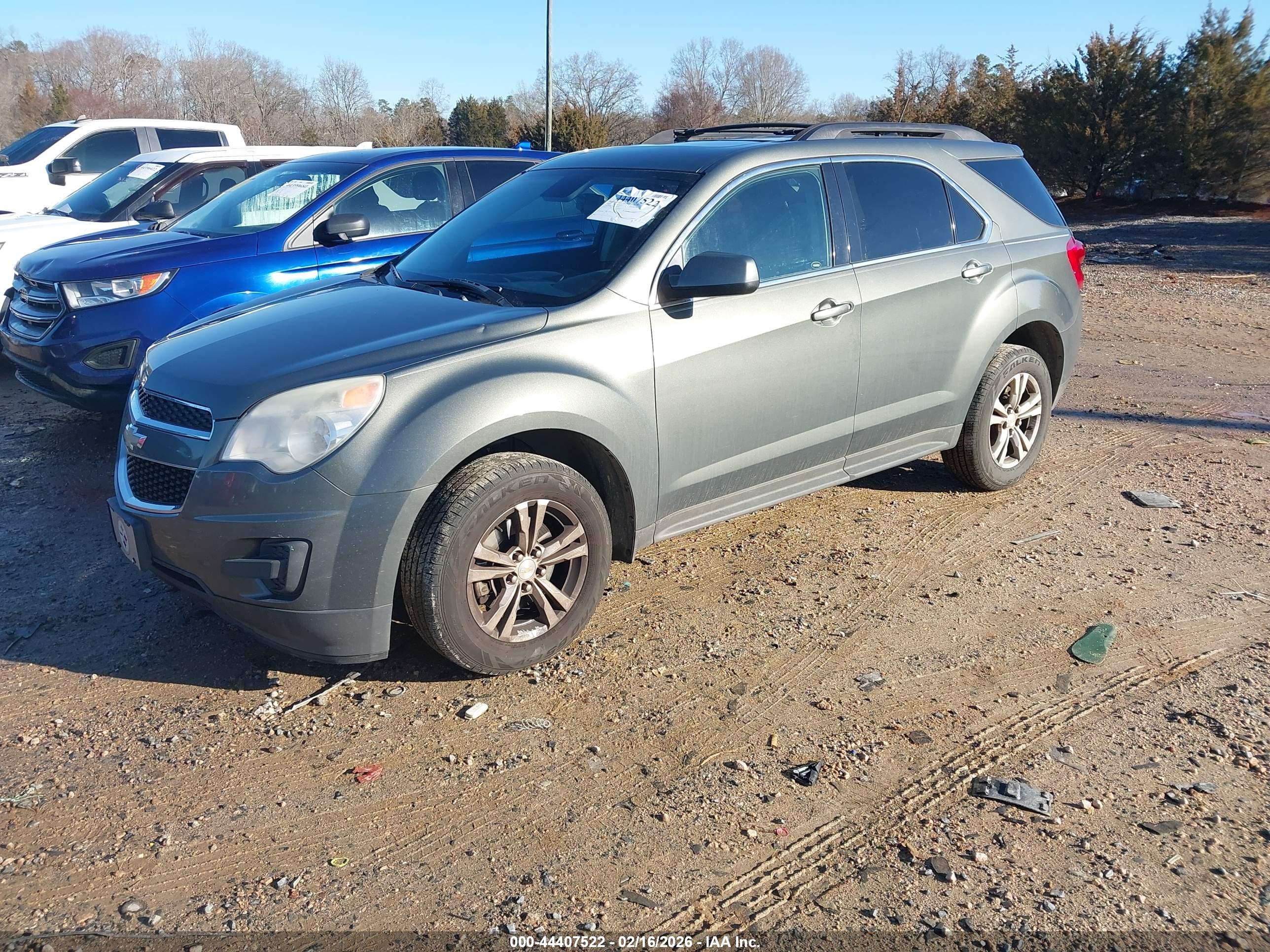 CHEVROLET EQUINOX image 2