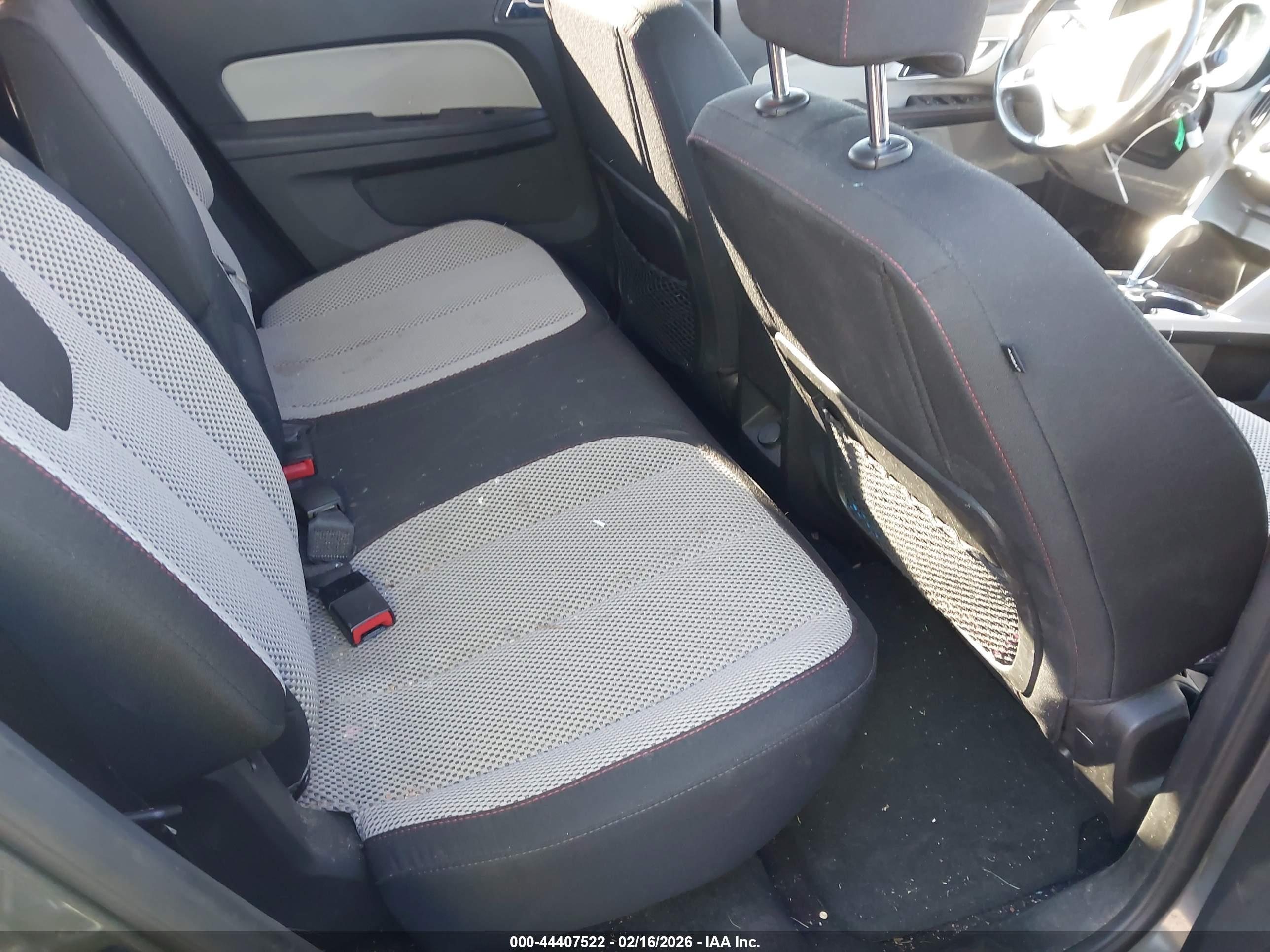 CHEVROLET EQUINOX image 8