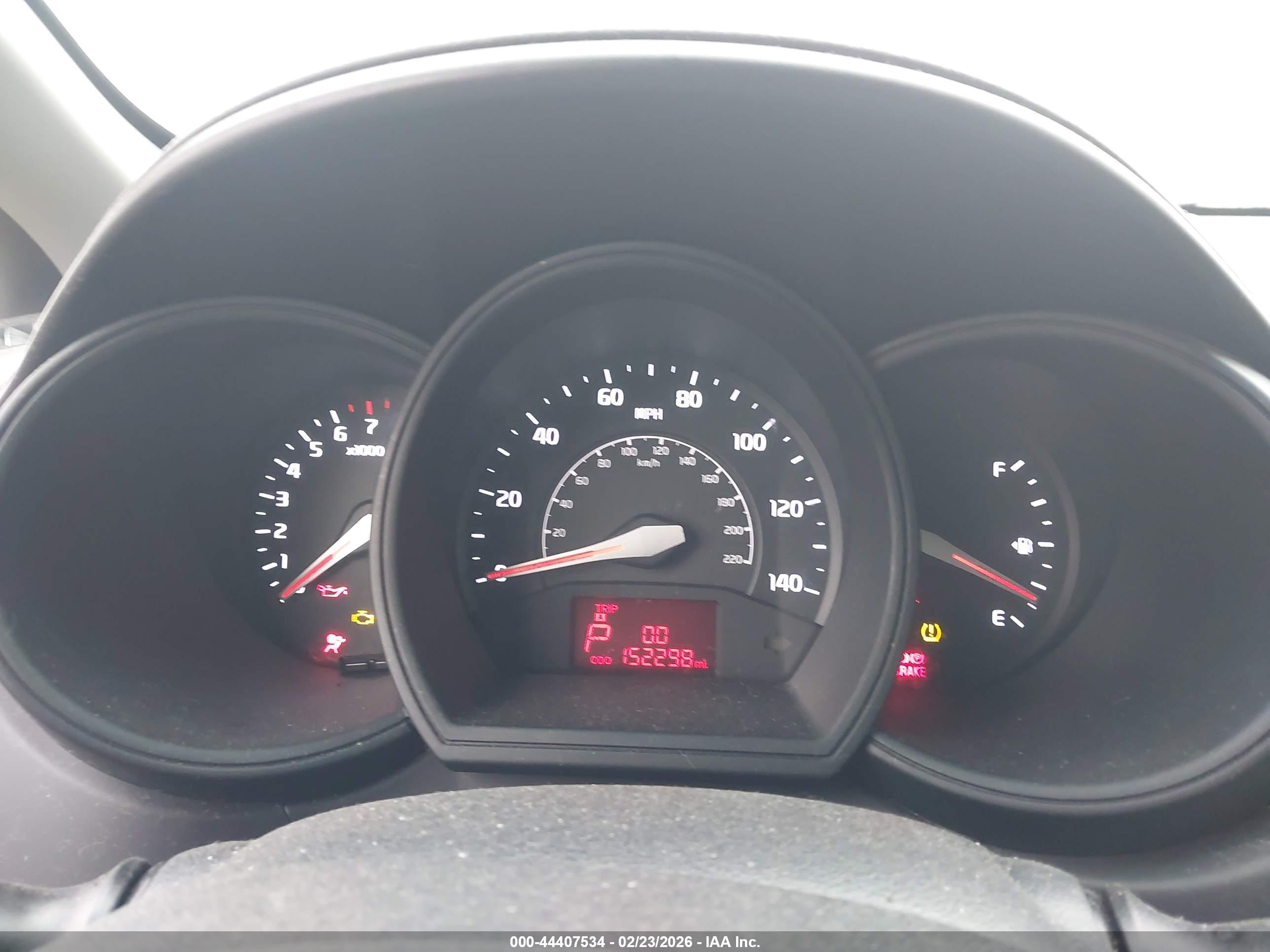 KIA RIO5 image 7