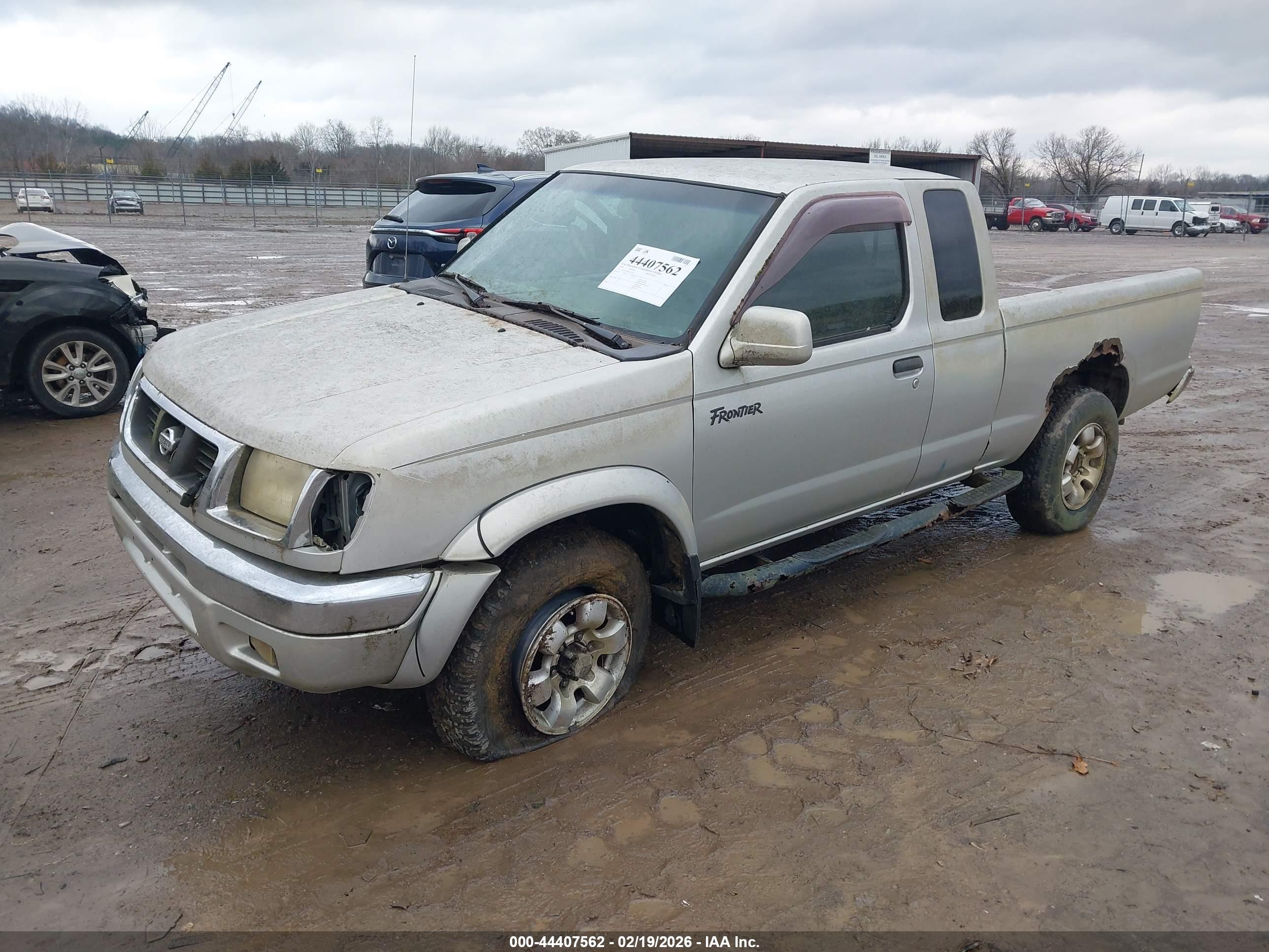 NISSAN FRONTIER image 2