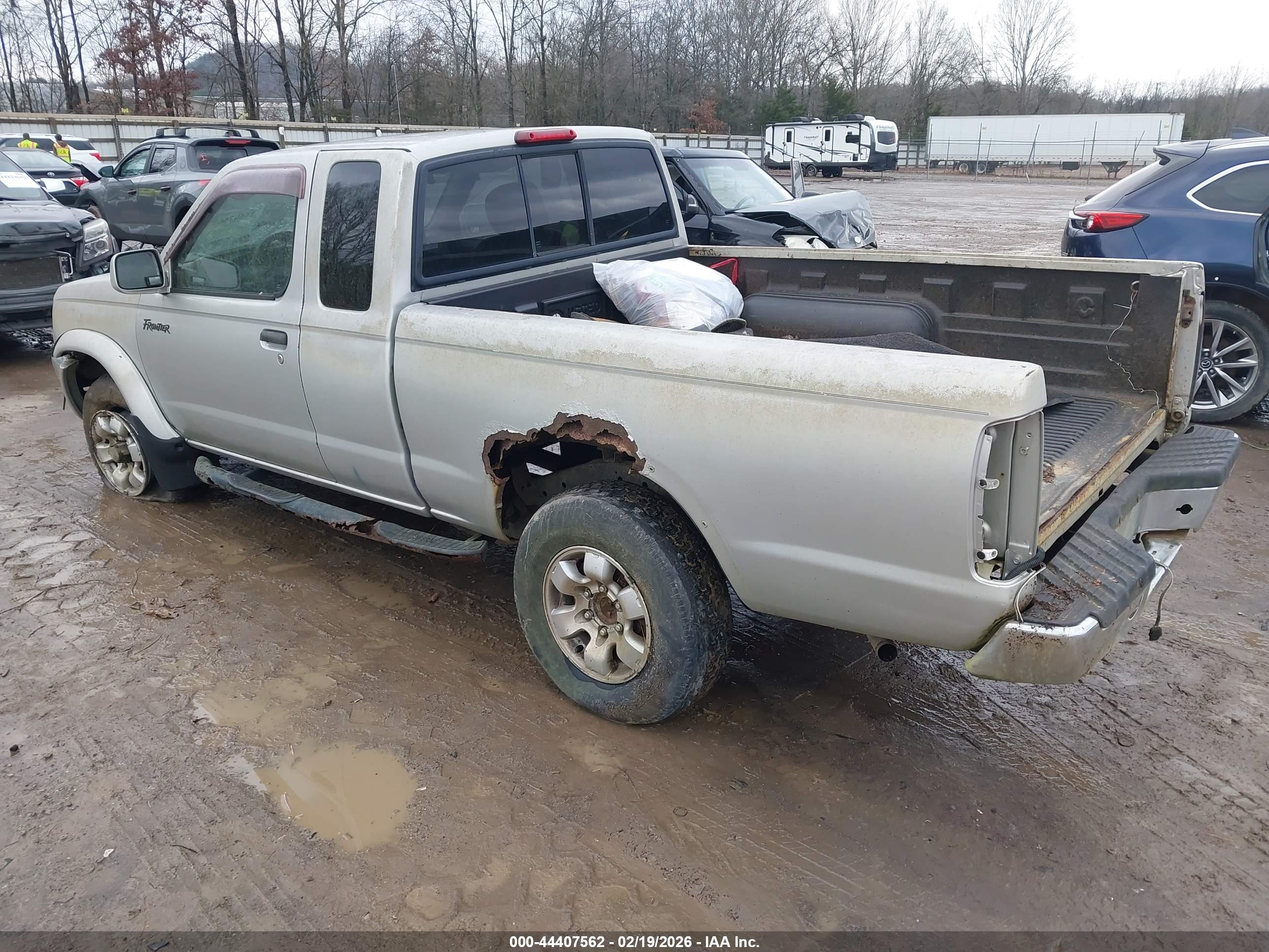 NISSAN FRONTIER image 3