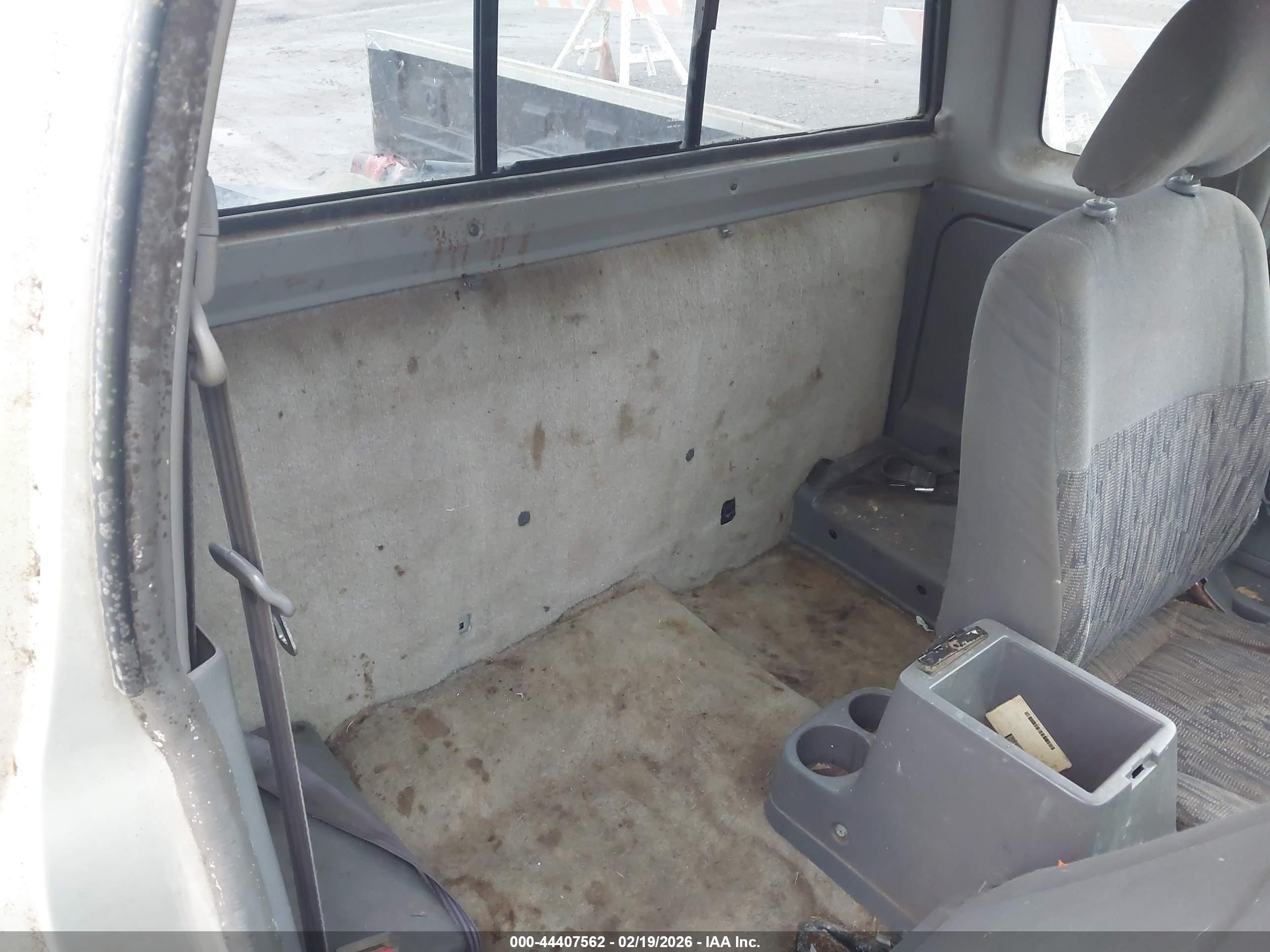 NISSAN FRONTIER image 8