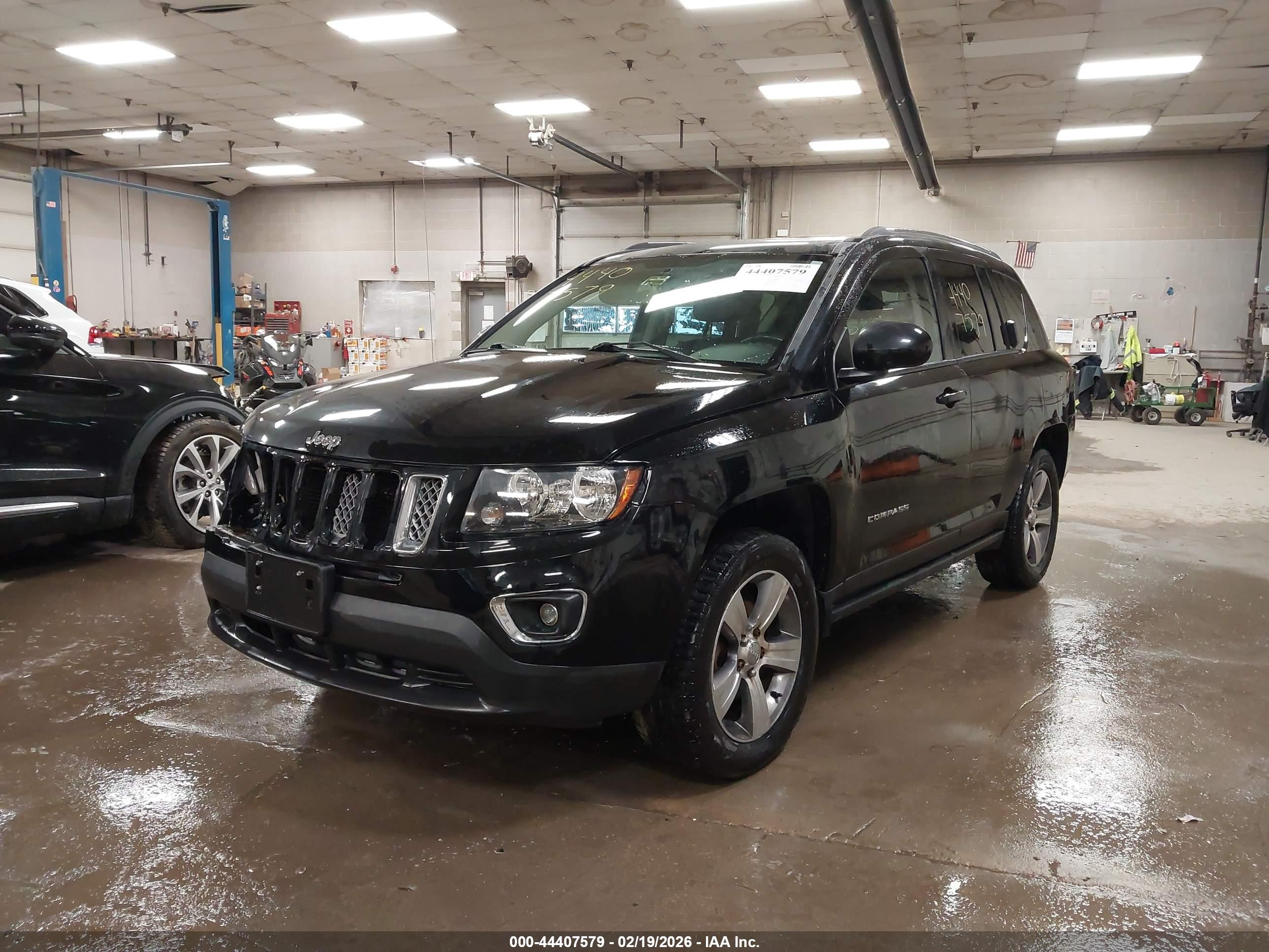 JEEP COMPASS image 2