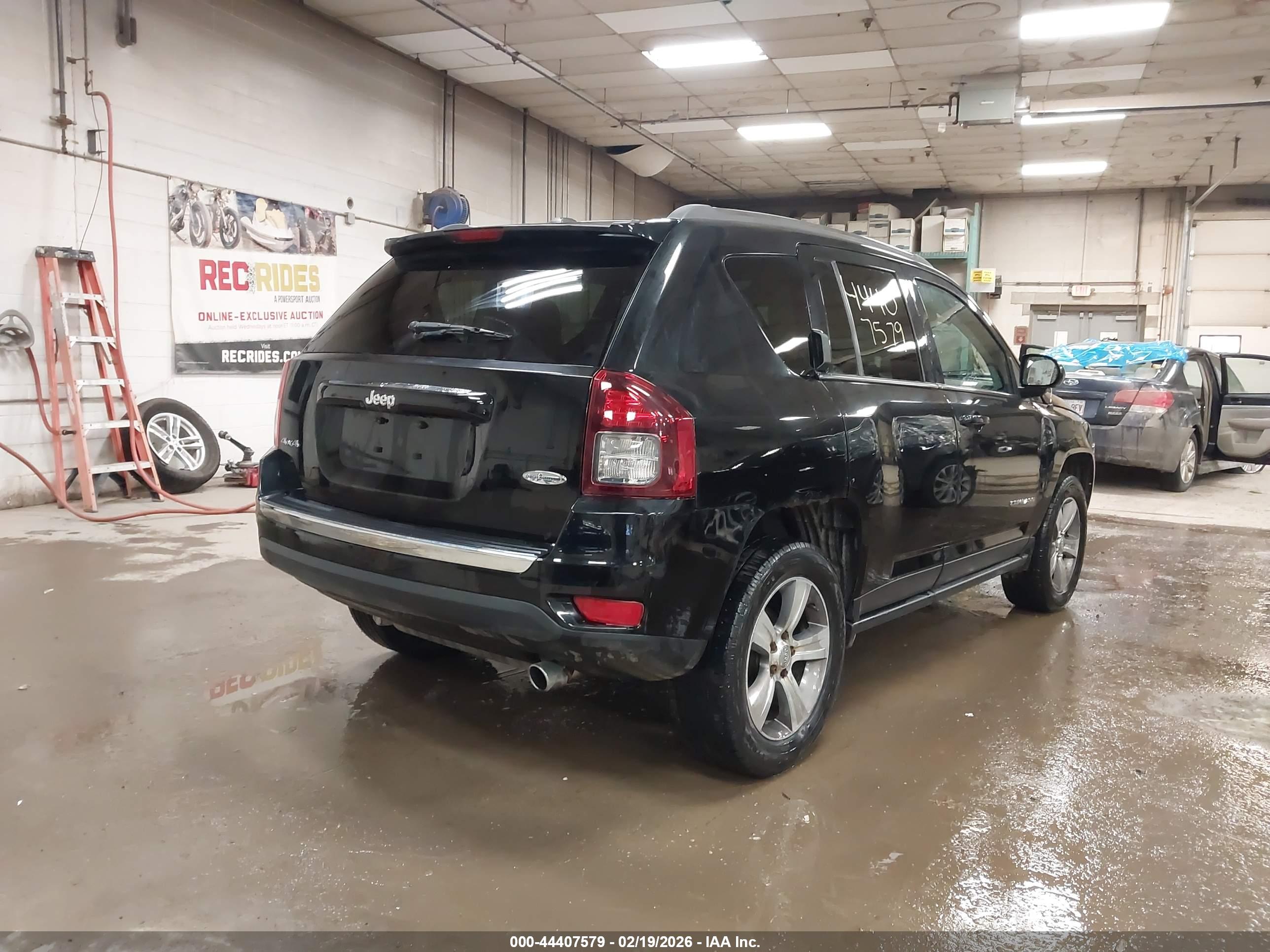 JEEP COMPASS image 4