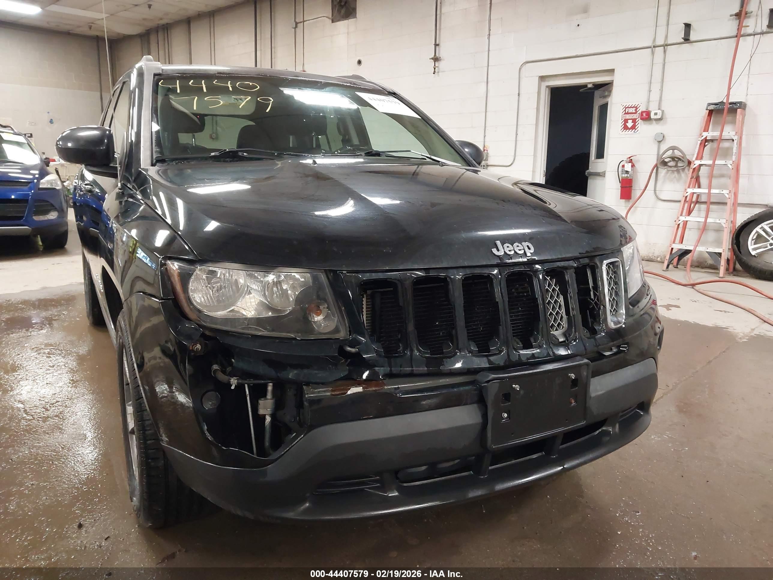 JEEP COMPASS image 6