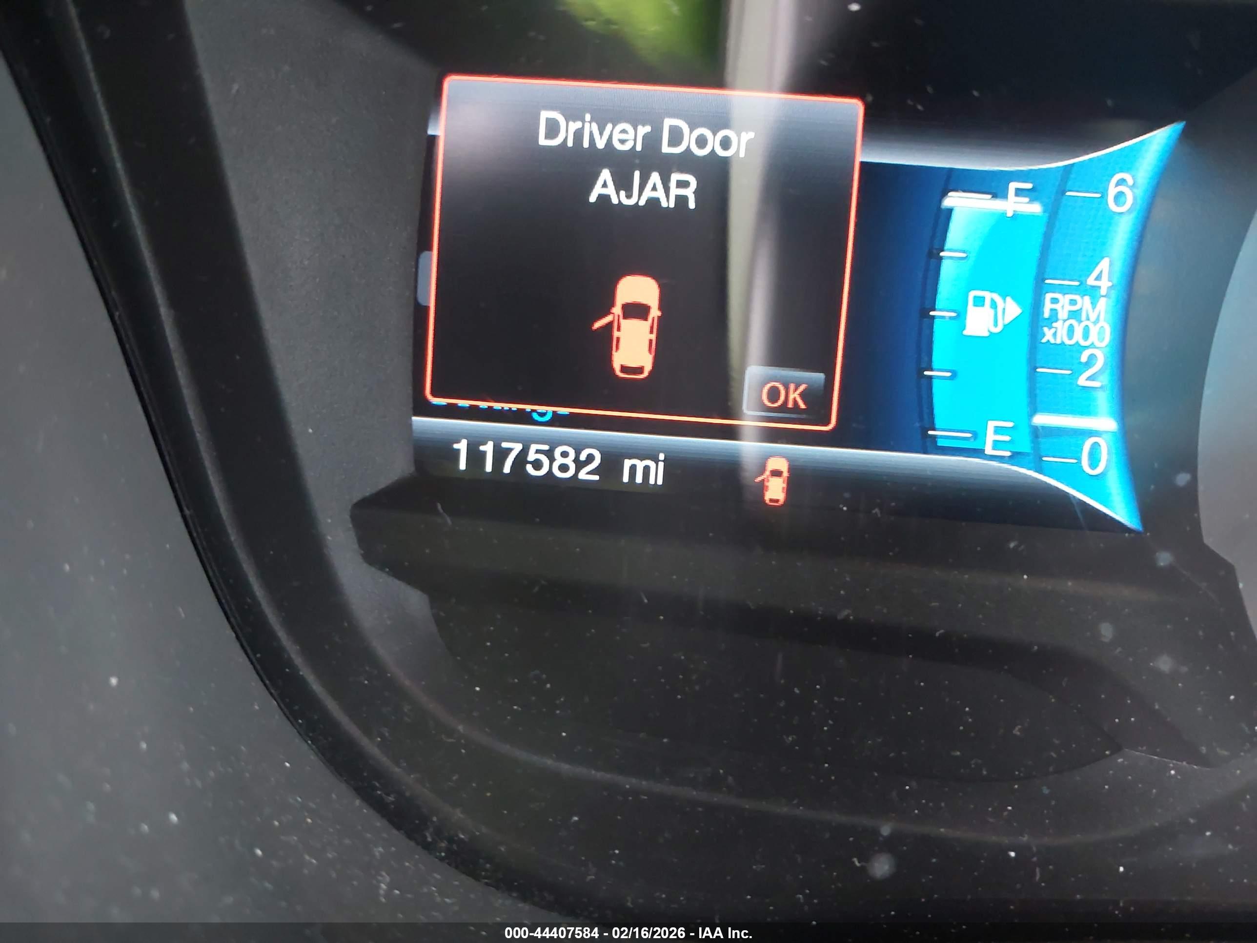FORD EXPLORER image 7