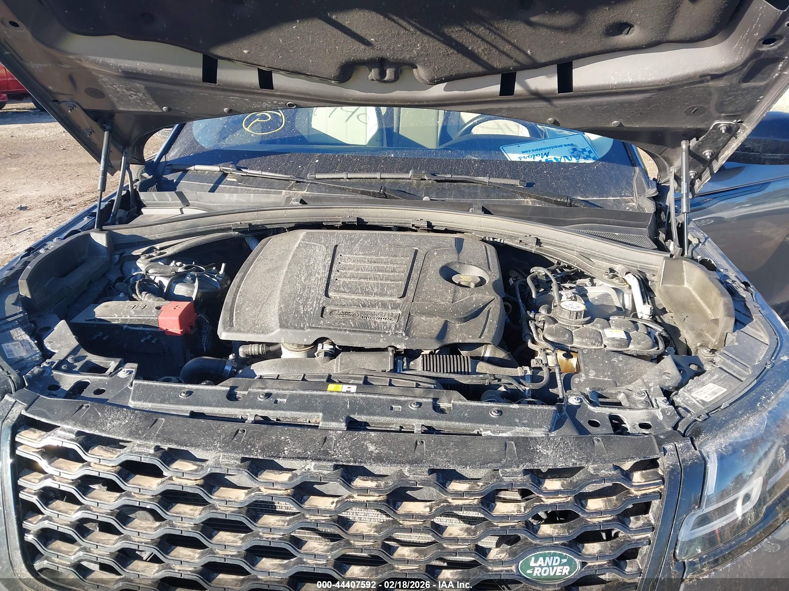 LAND ROVER image 10