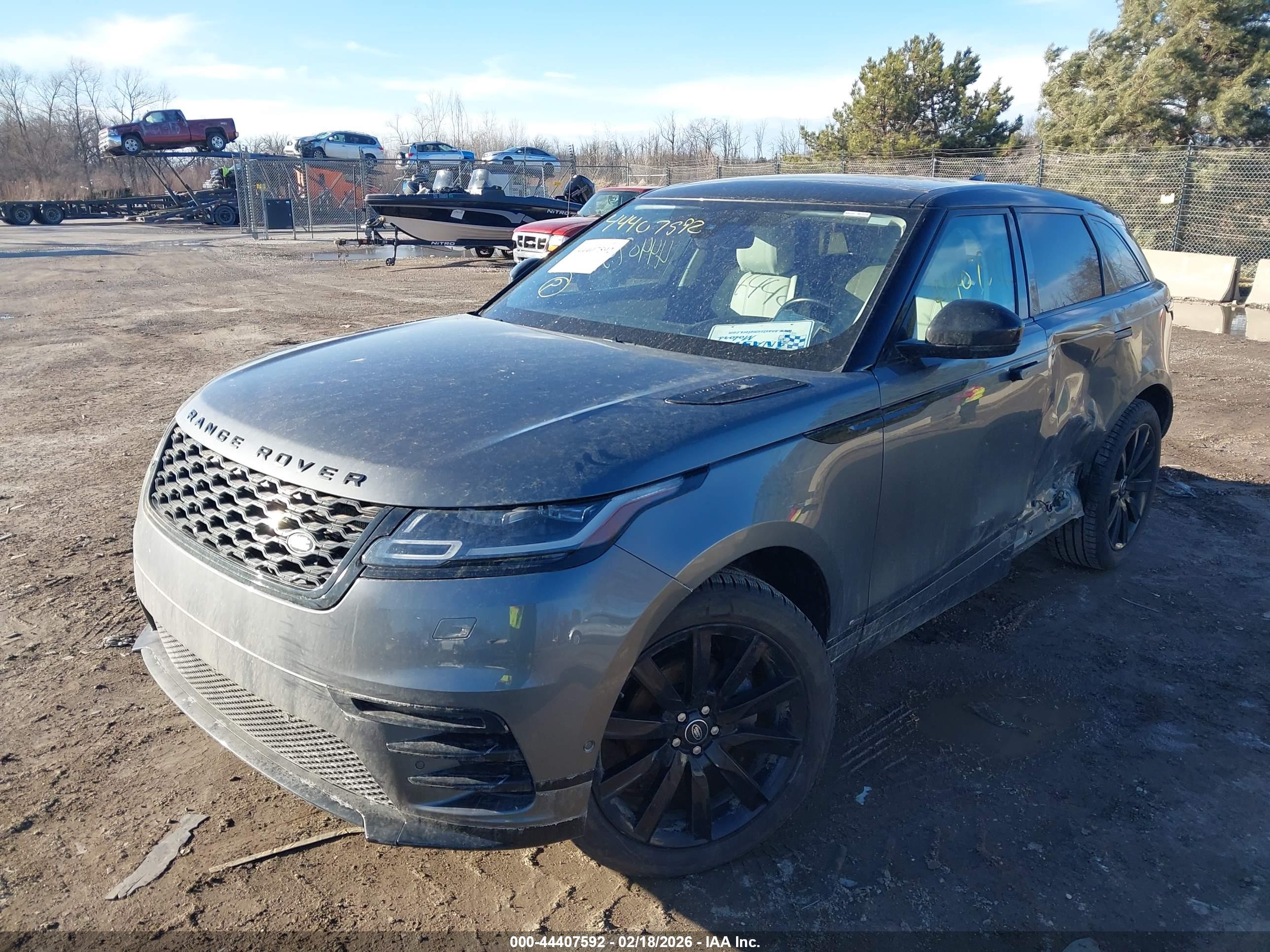LAND ROVER image 2