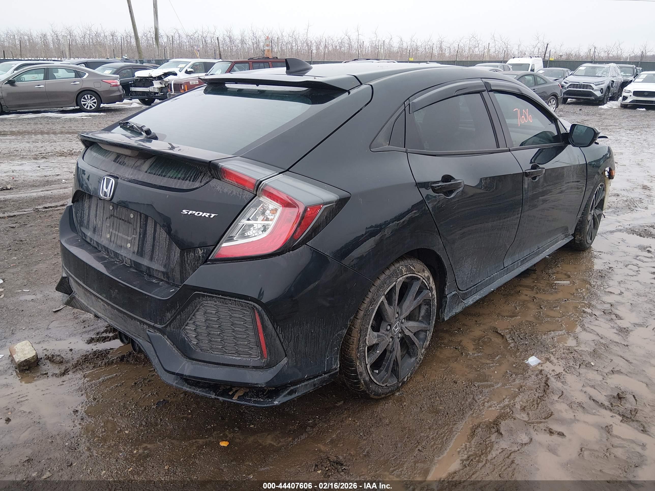 HONDA CIVIC image 4