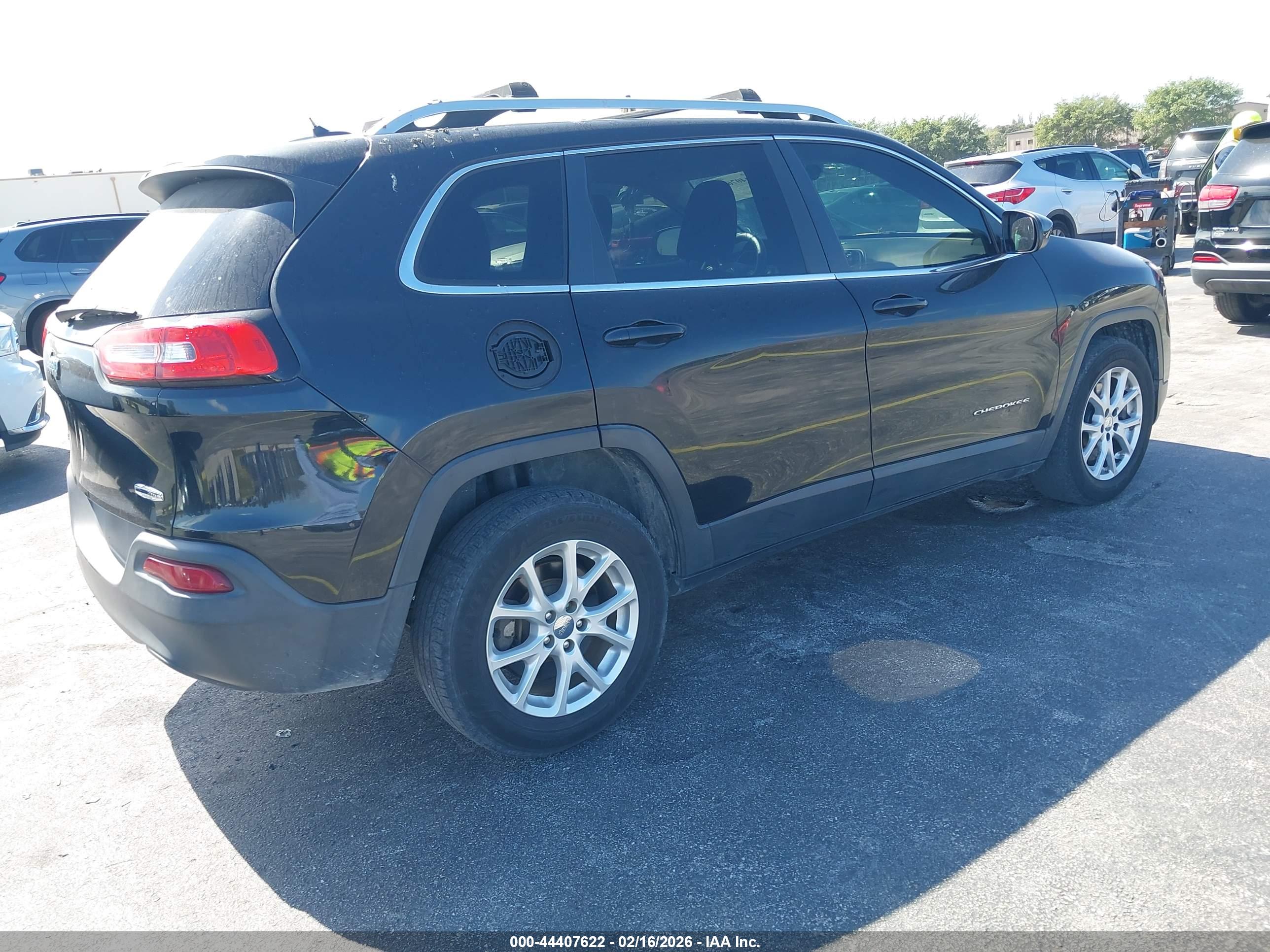 JEEP CHEROKEE image 4
