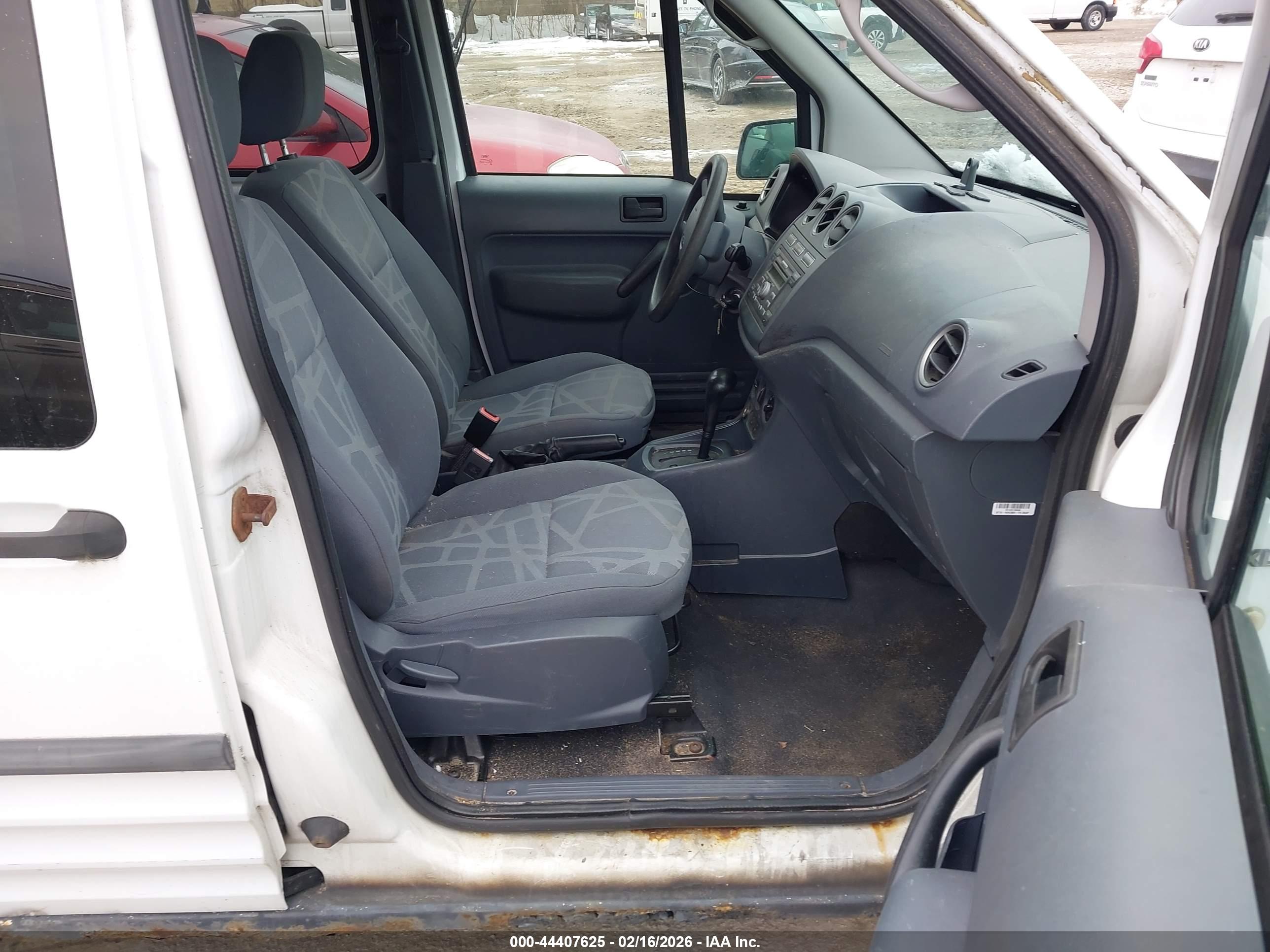 FORD TRANSIT image 5