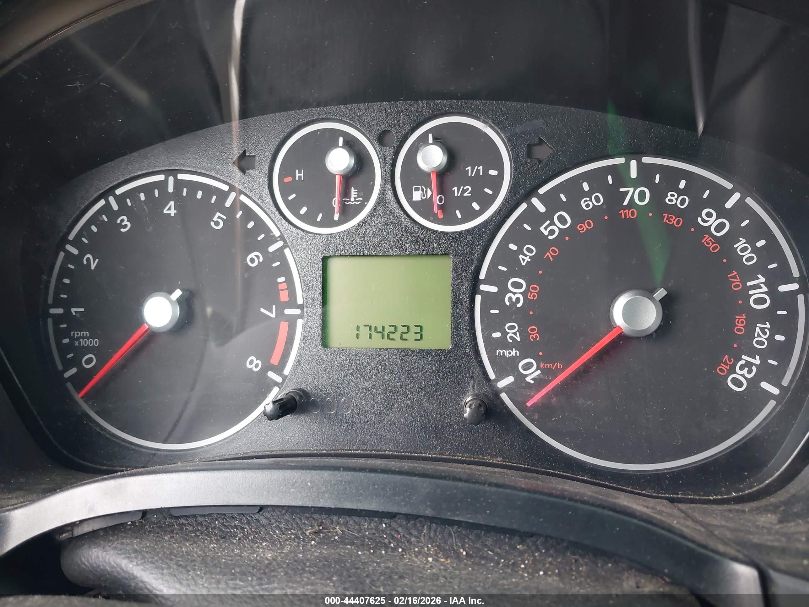 FORD TRANSIT image 7