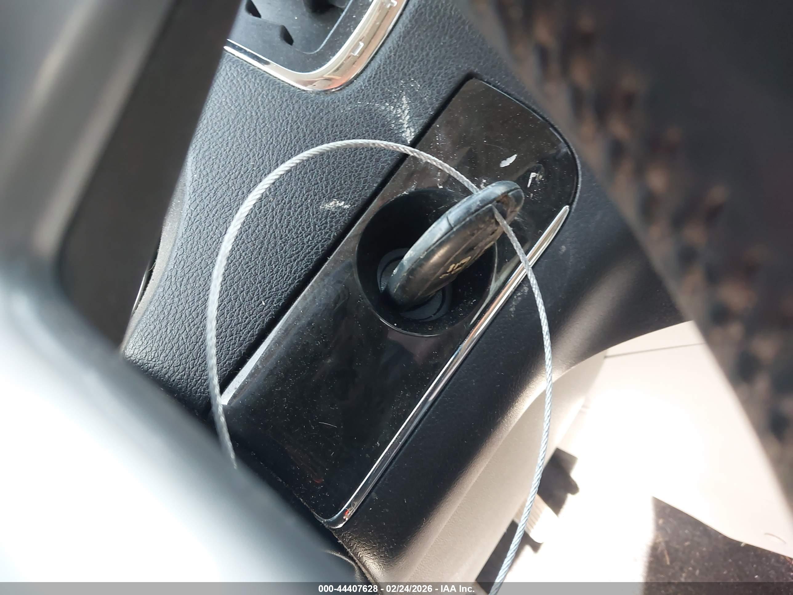 CHRYSLER TOWN image 11