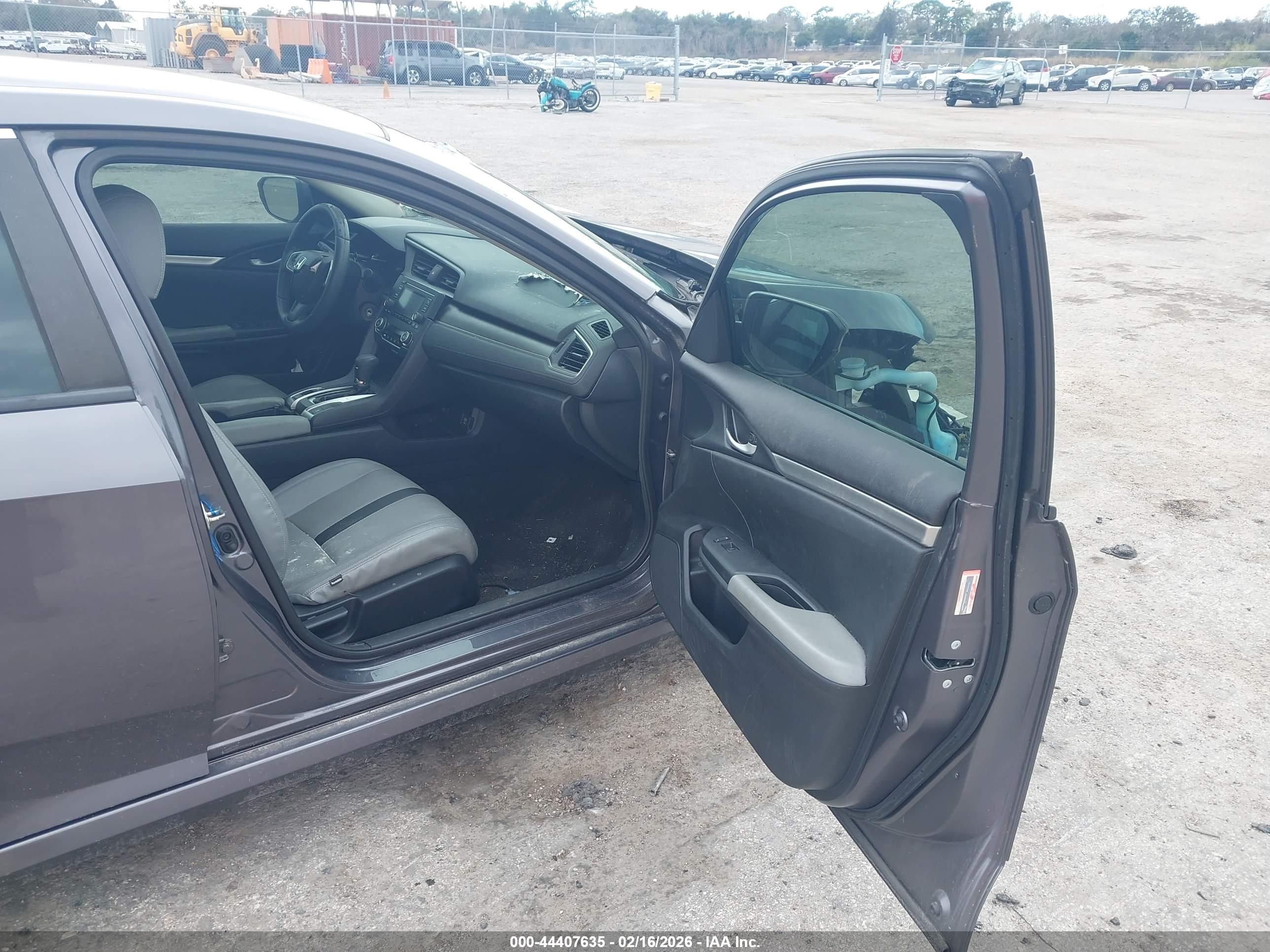 HONDA CIVIC image 5