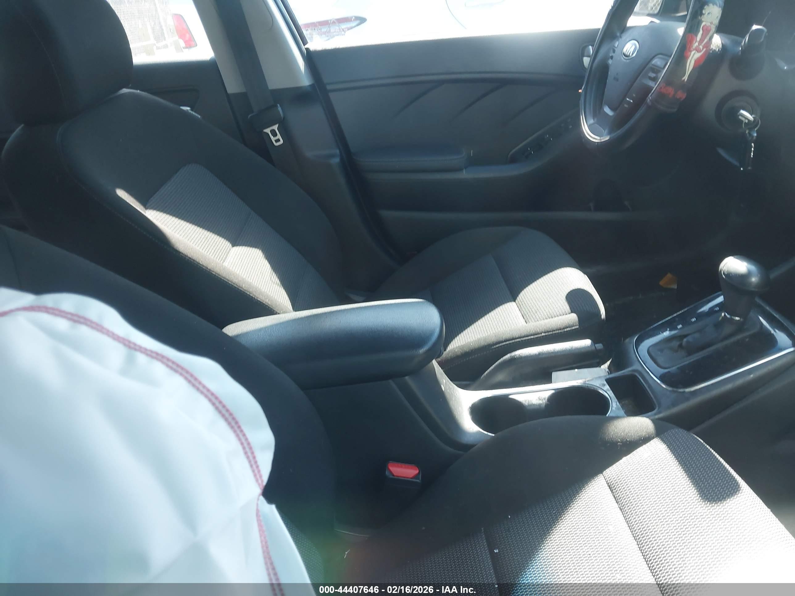 KIA FORTE image 5