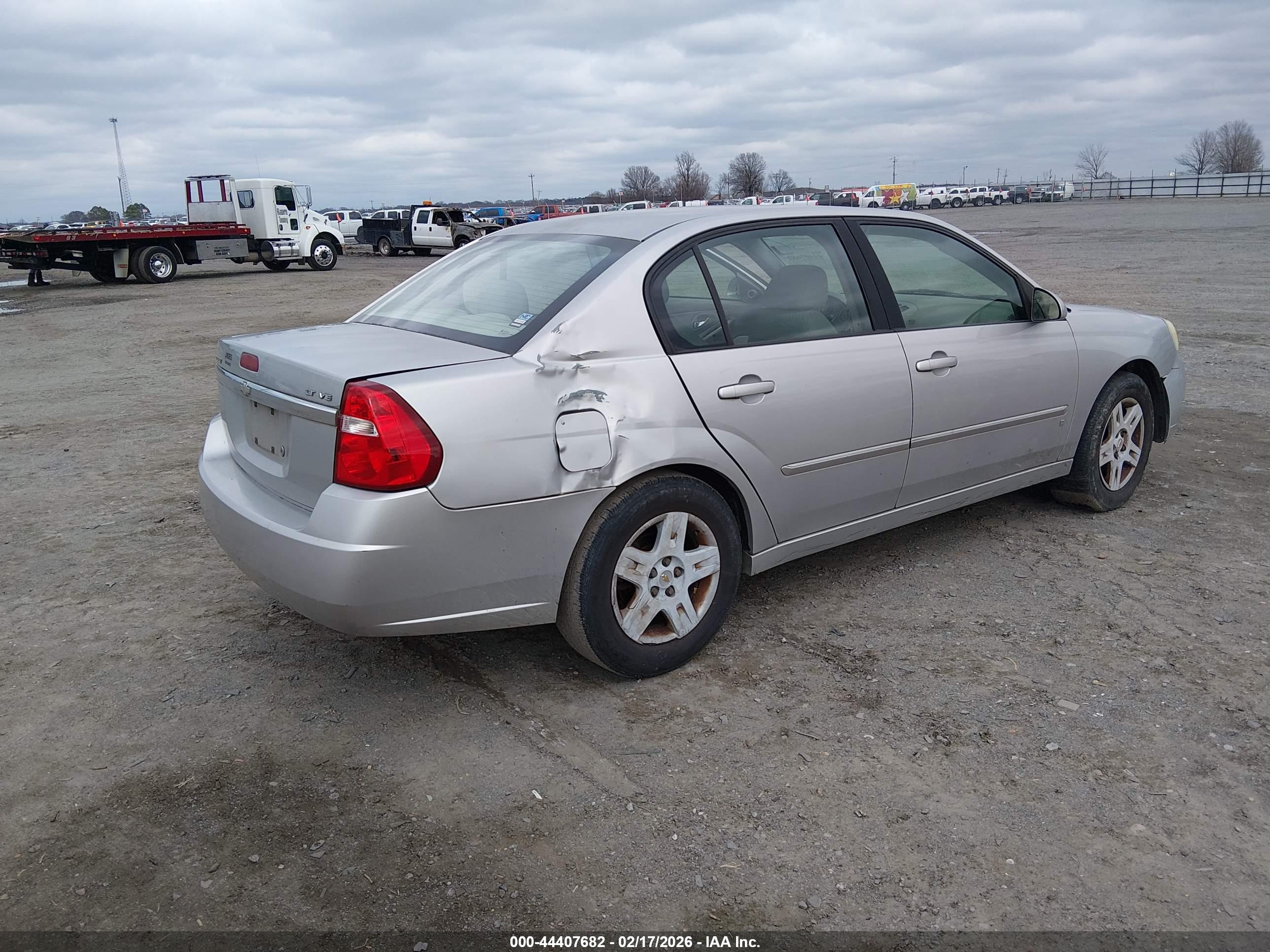 CHEVROLET MALIBU image 4