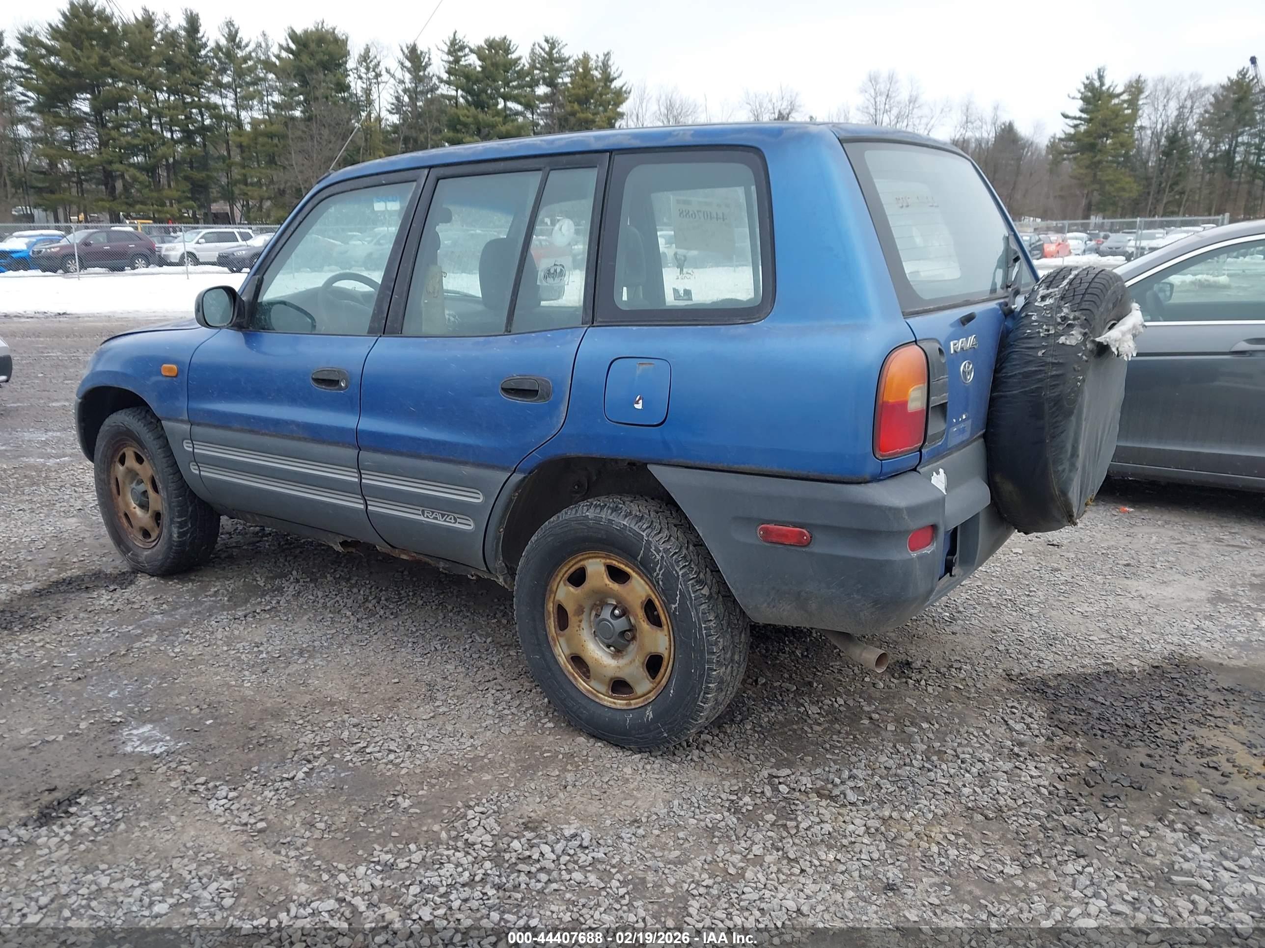 TOYOTA RAV4 image 3