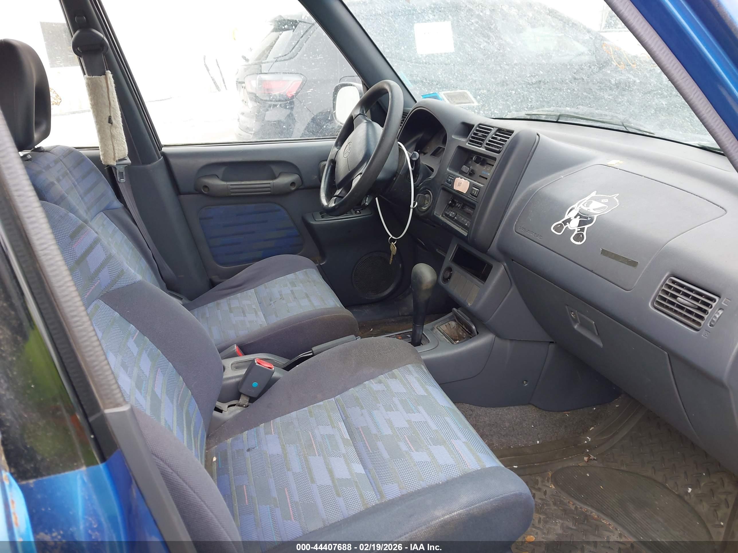 TOYOTA RAV4 image 5