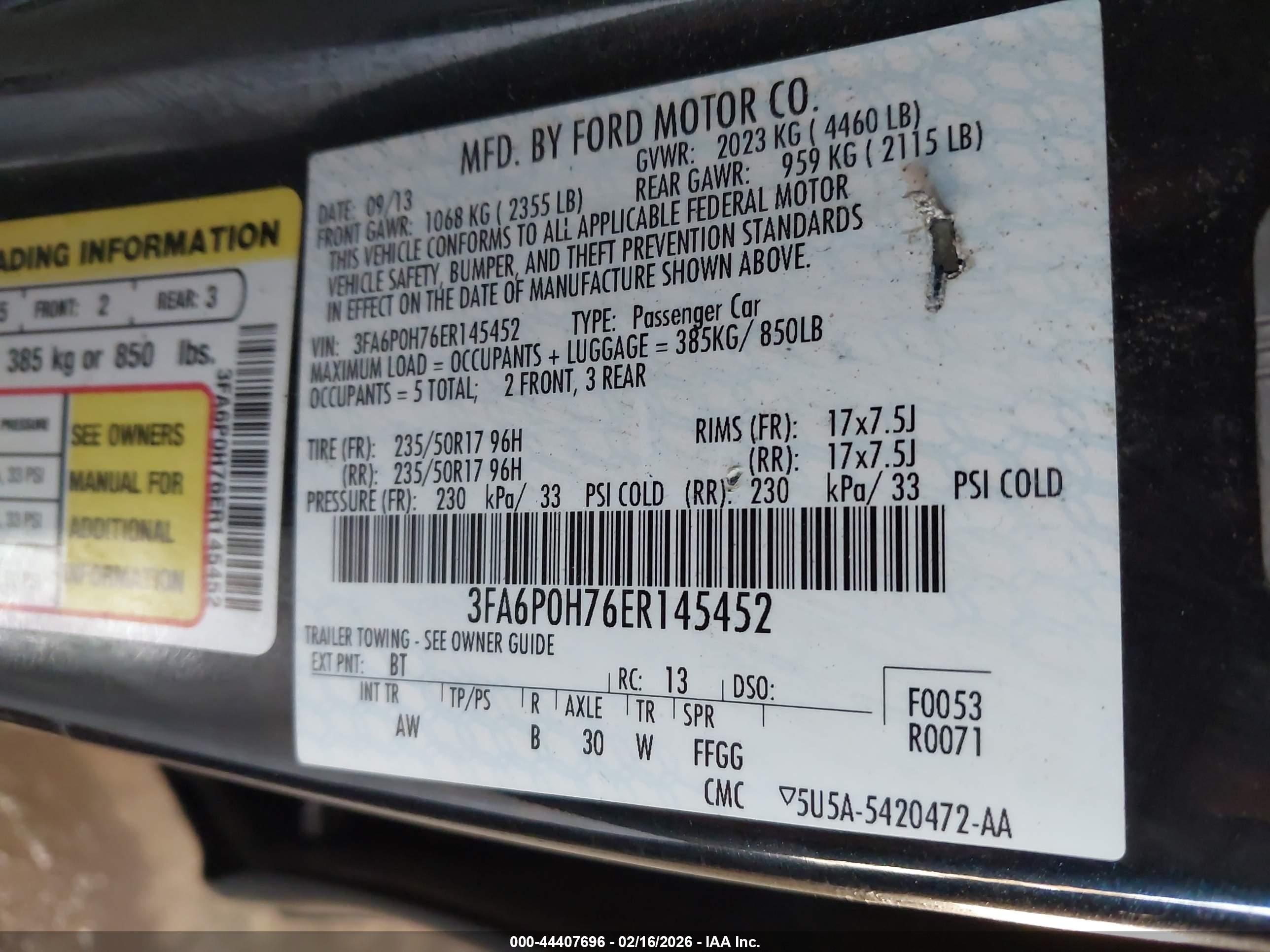 FORD FUSION image 9