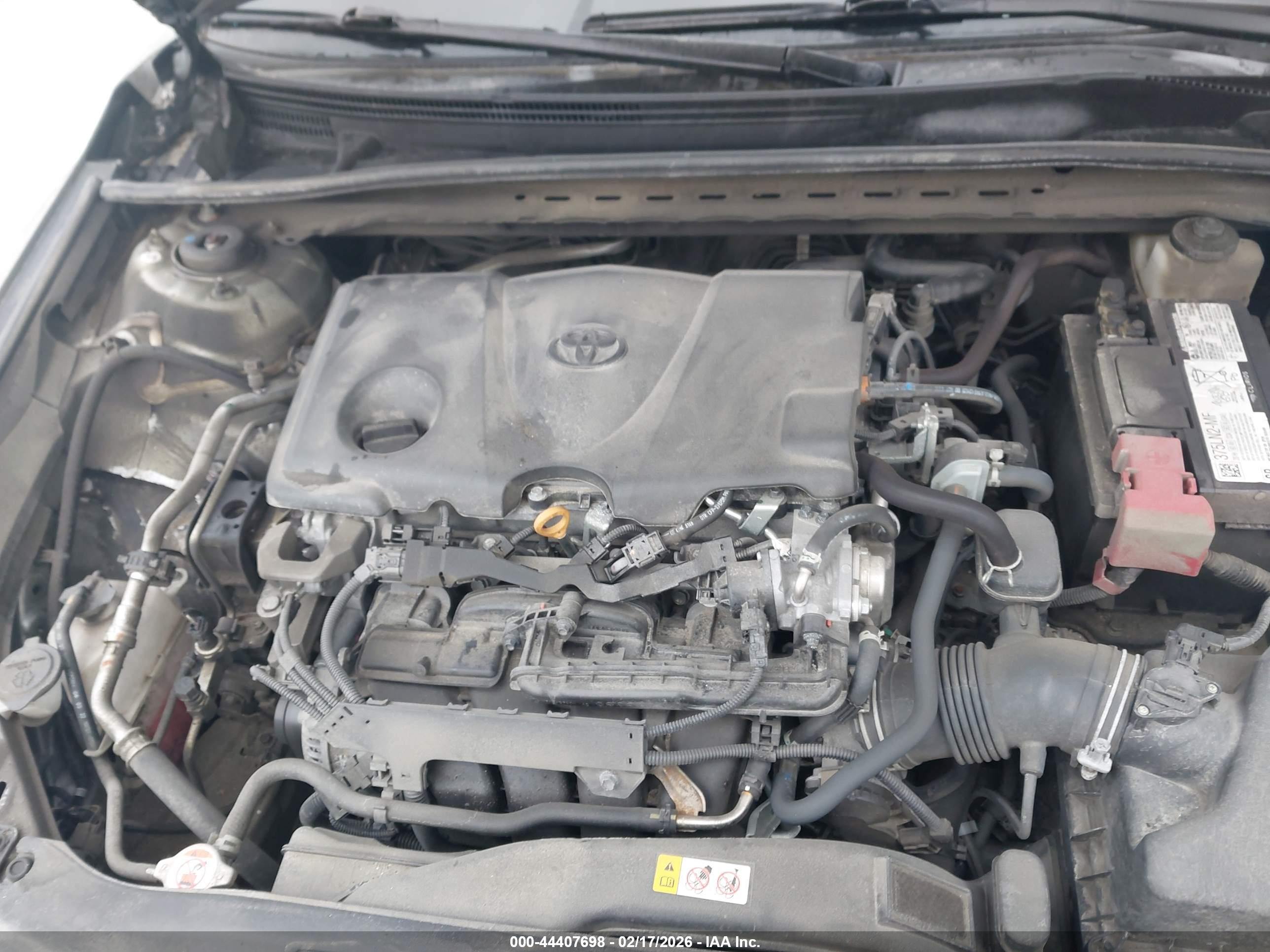 TOYOTA CAMRY image 10