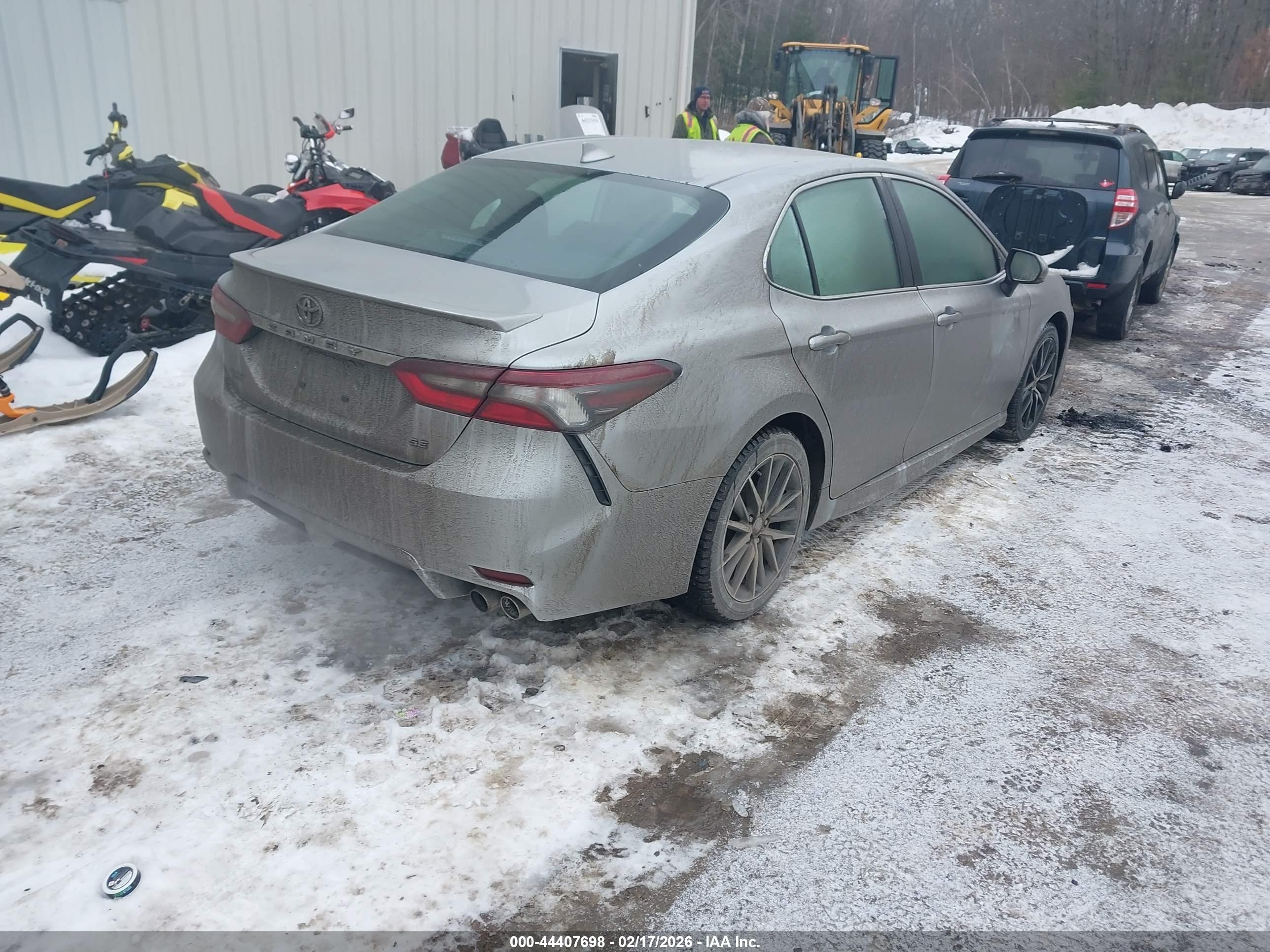 TOYOTA CAMRY image 4
