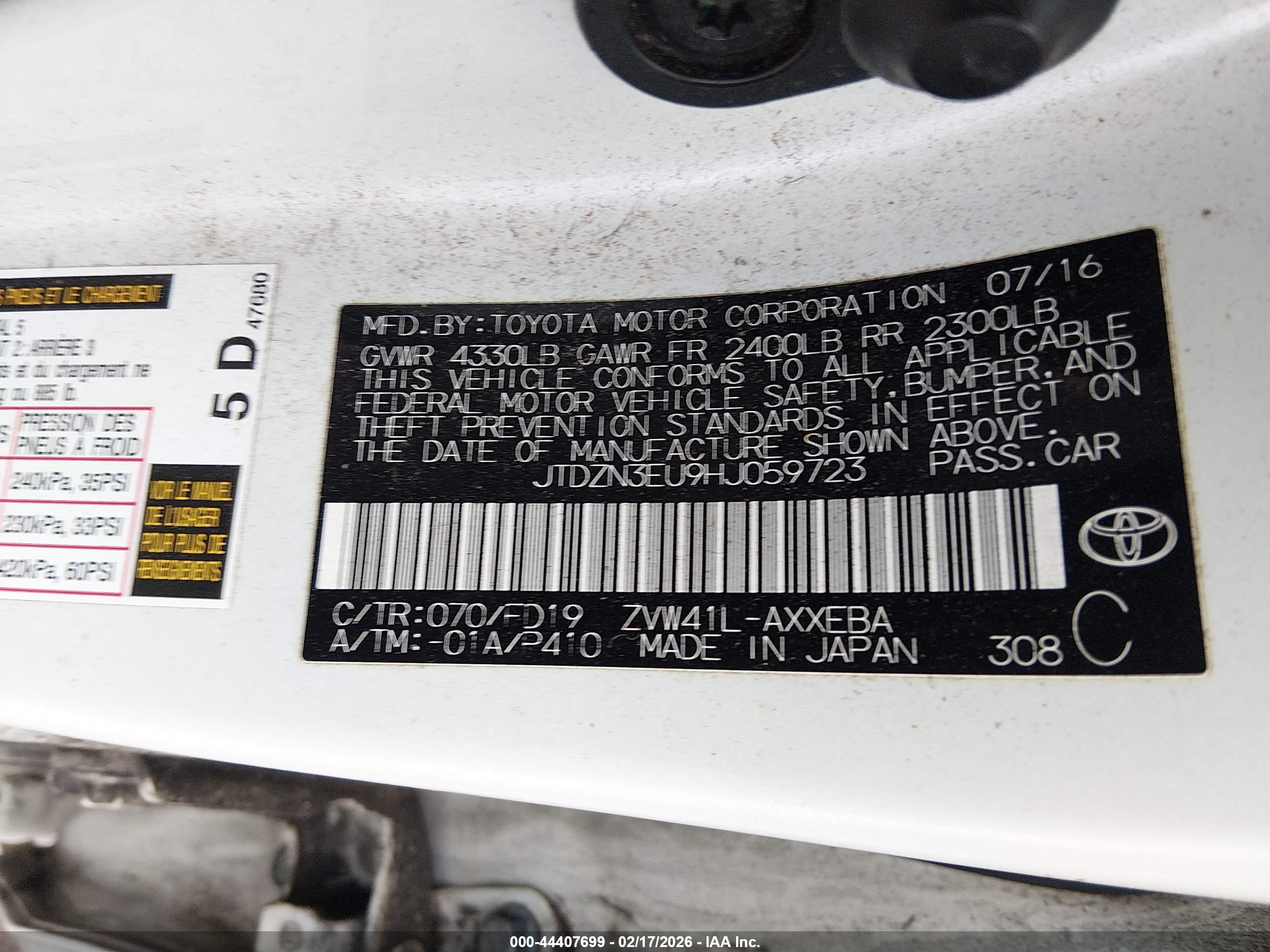 TOYOTA PRIUS image 9