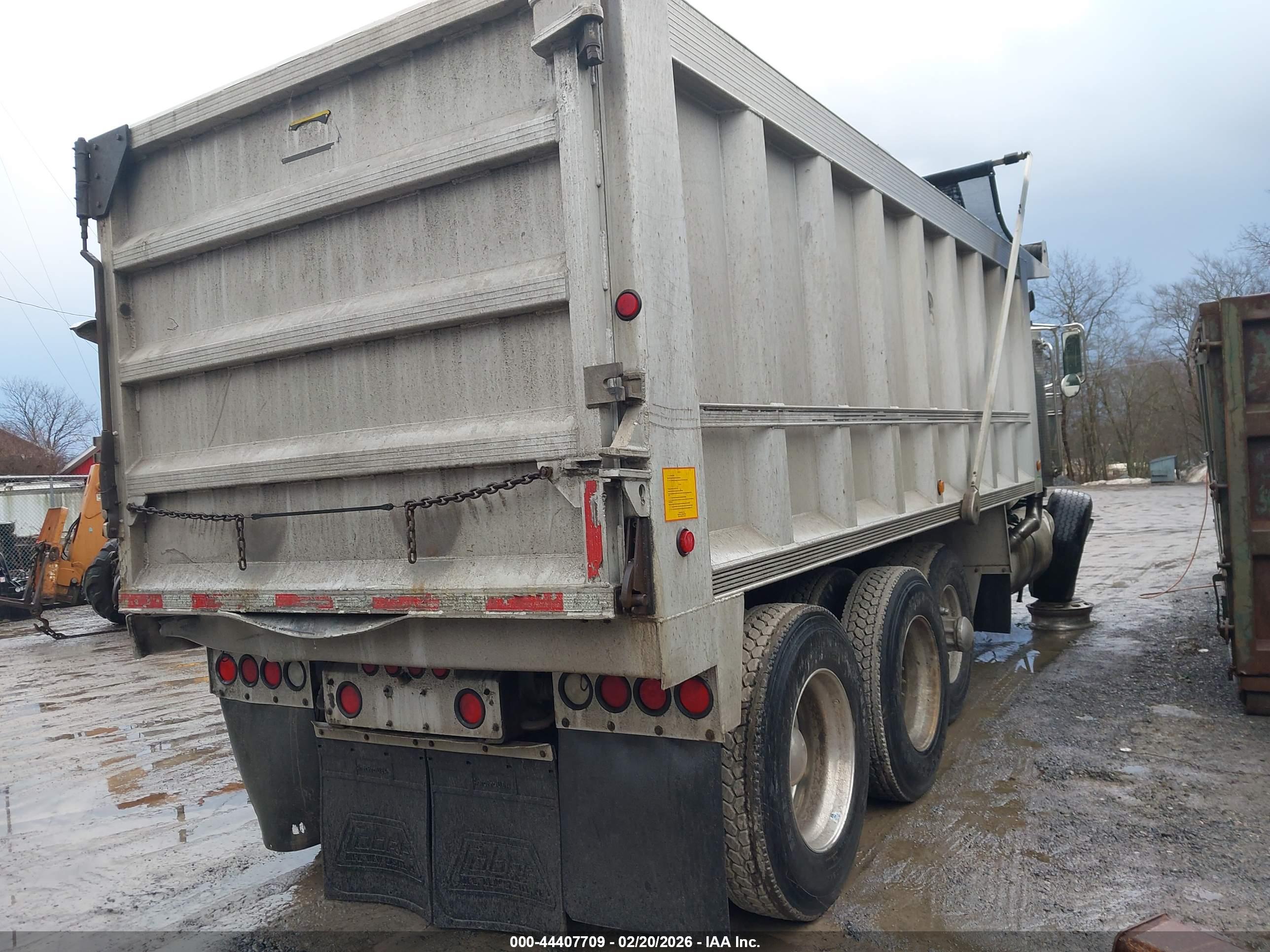PETERBILT 357 image 4