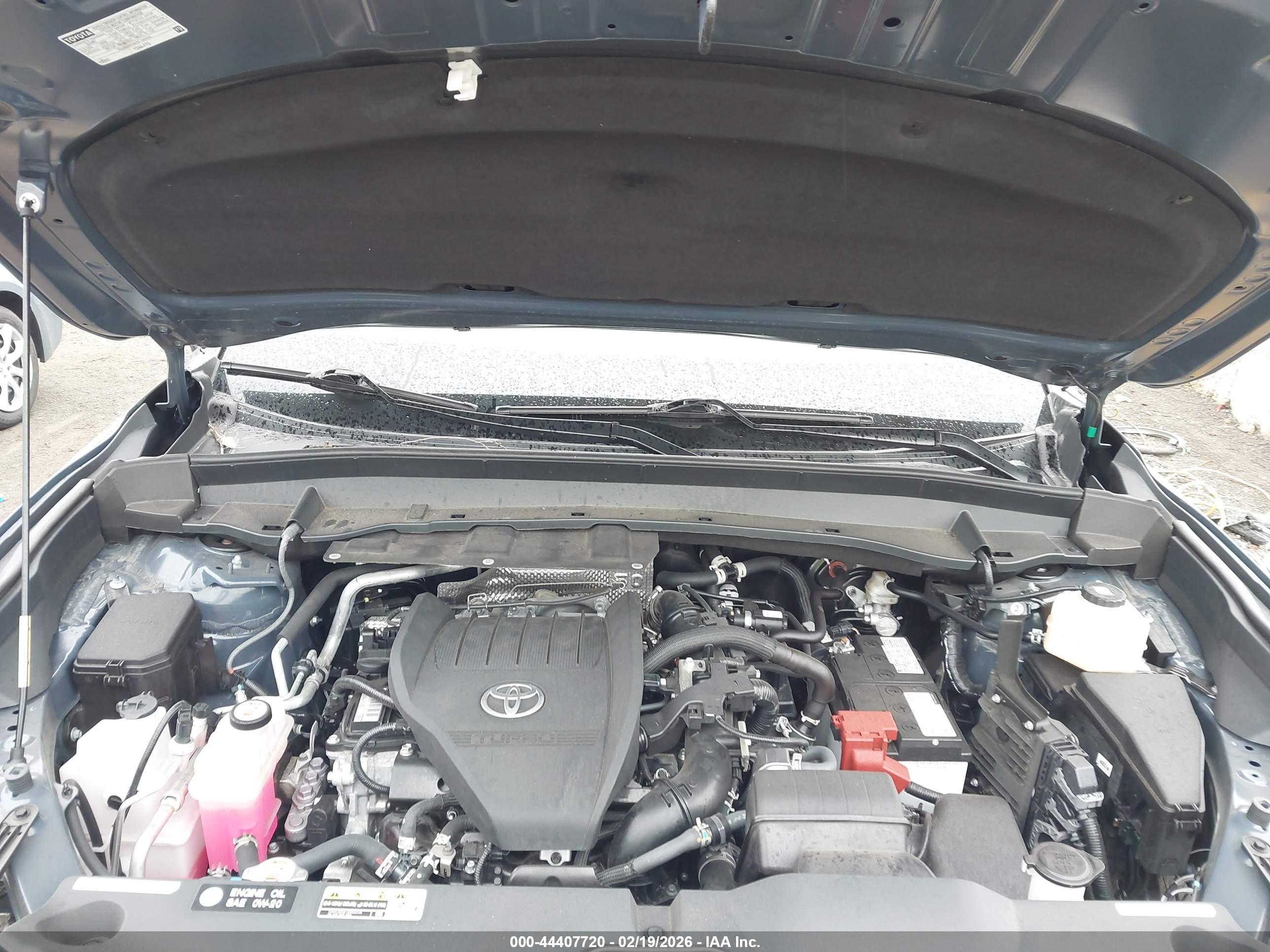 TOYOTA GRAND image 10