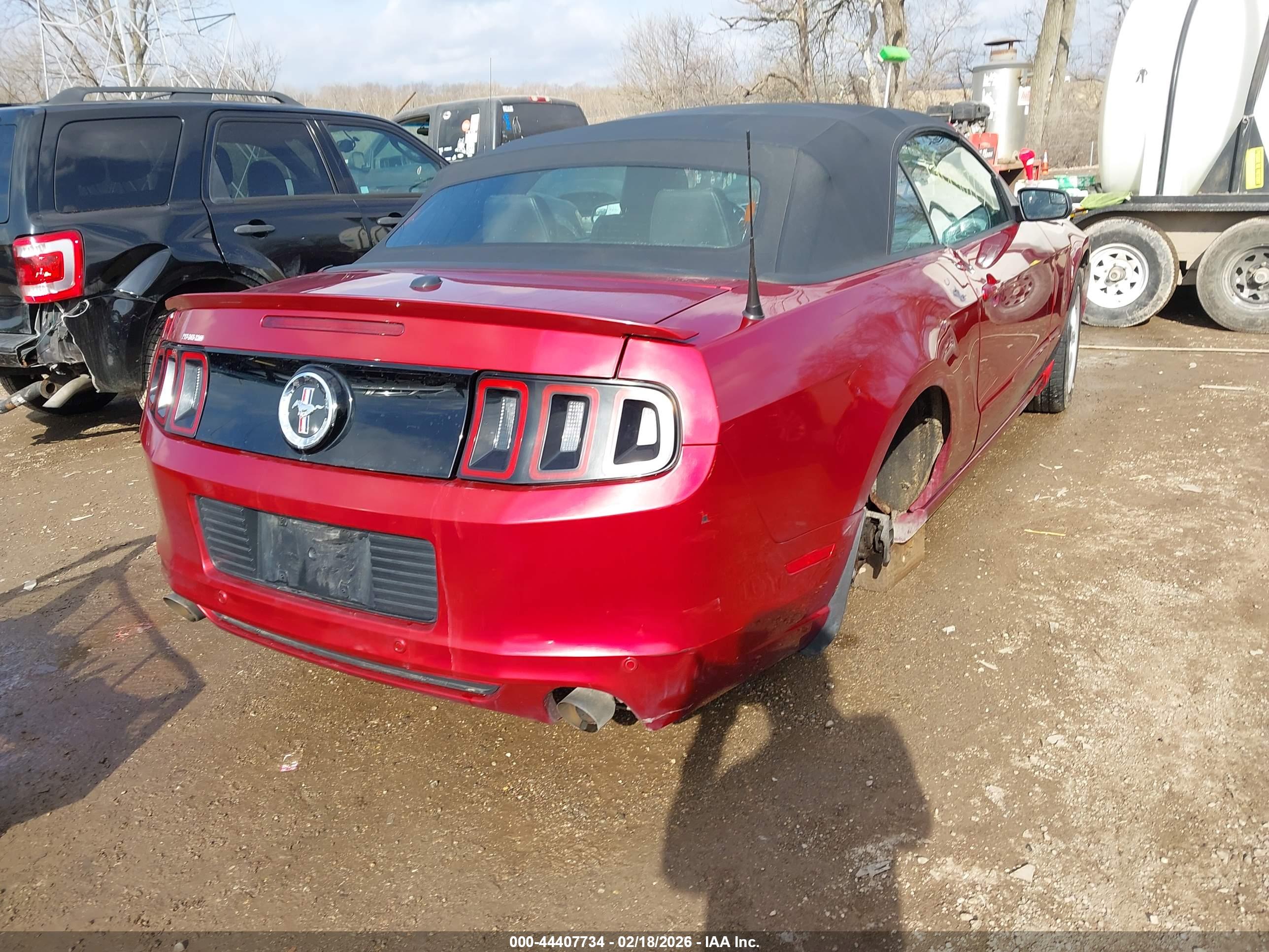 FORD MUSTANG image 4