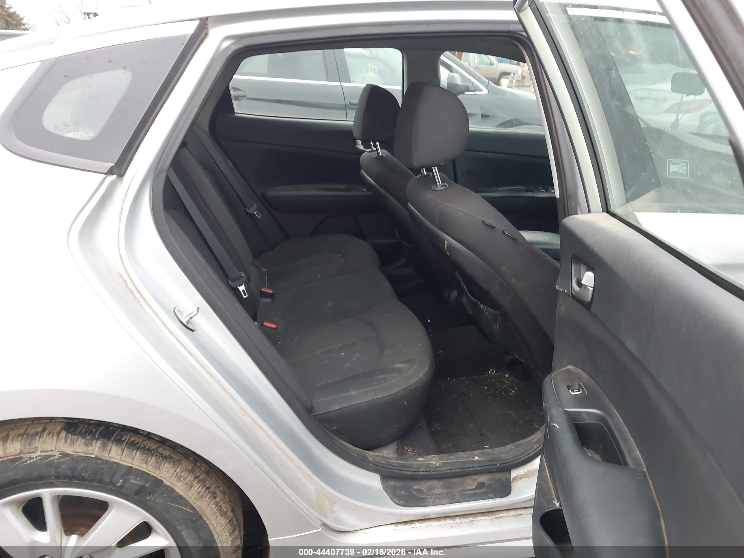 KIA OPTIMA image 8