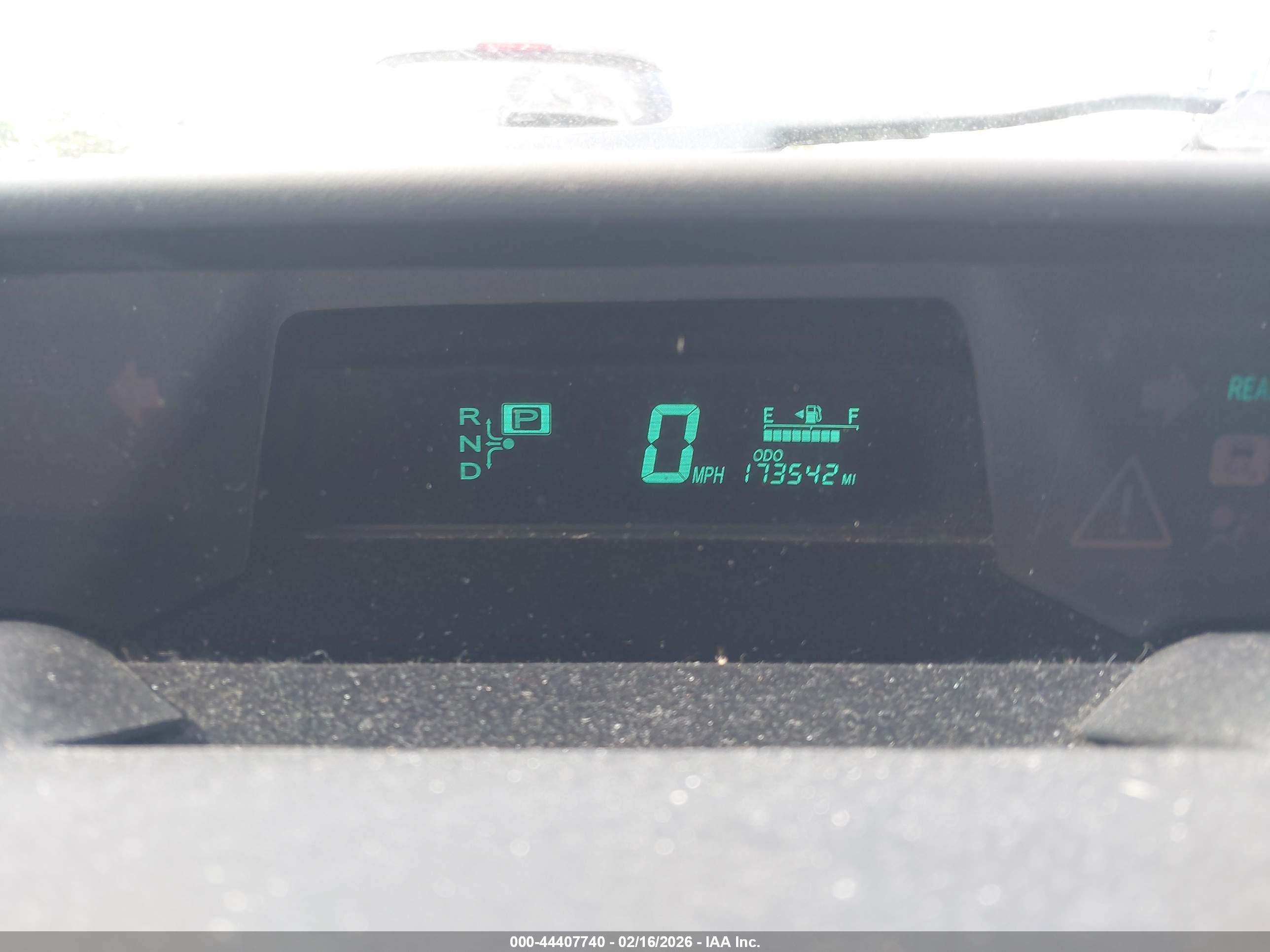 TOYOTA PRIUS image 7