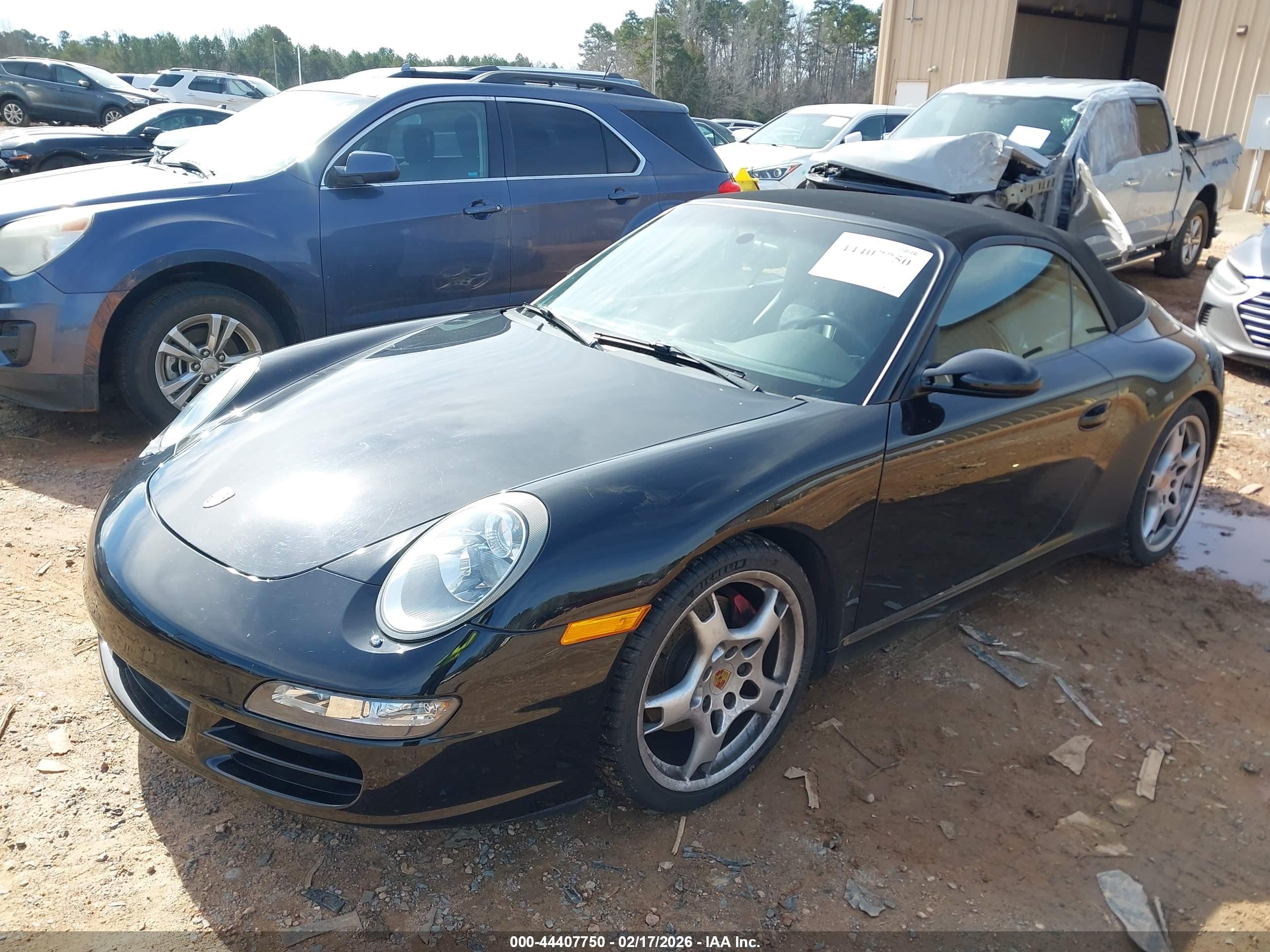 PORSCHE 911 image 2