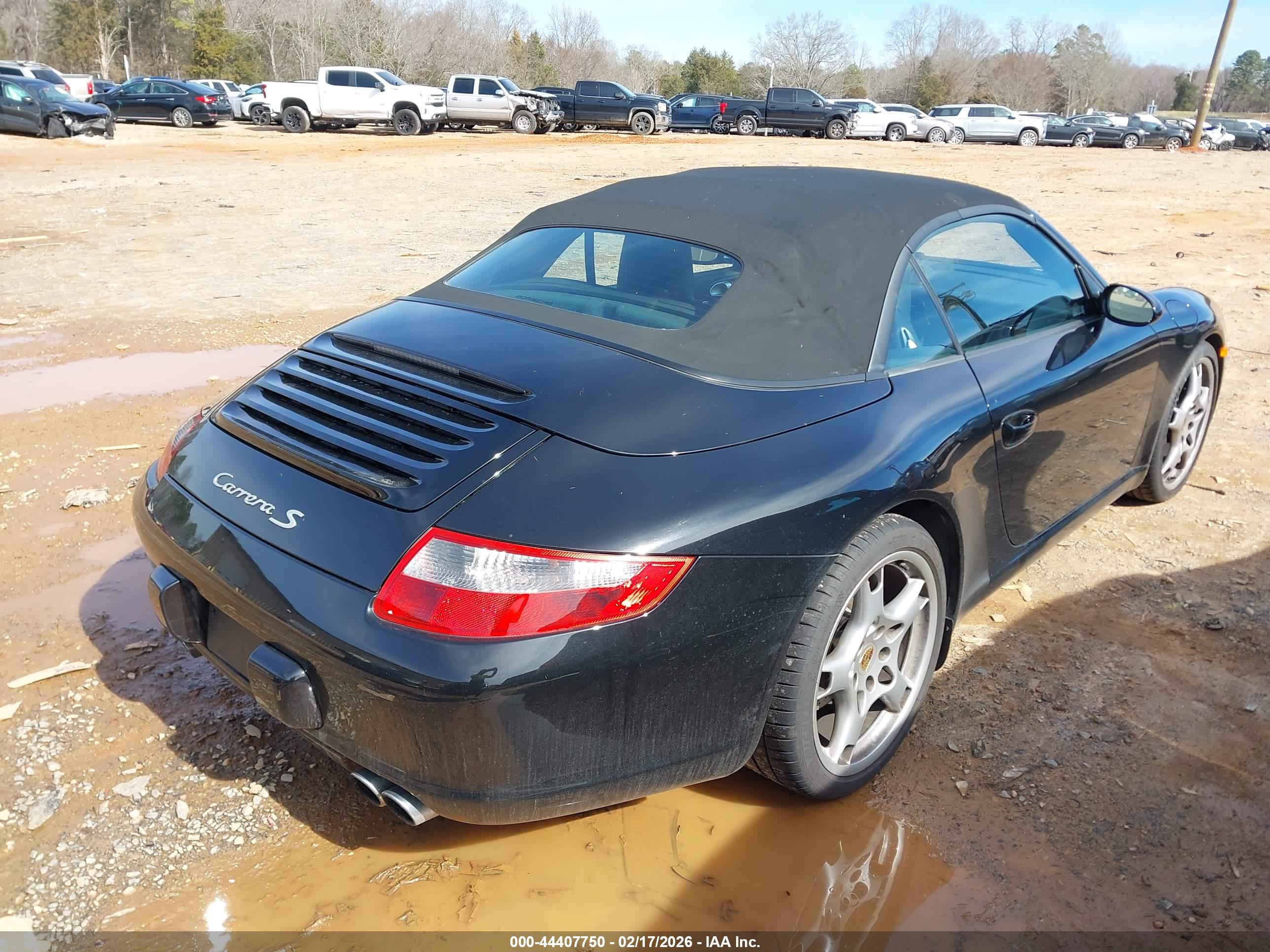 PORSCHE 911 image 4