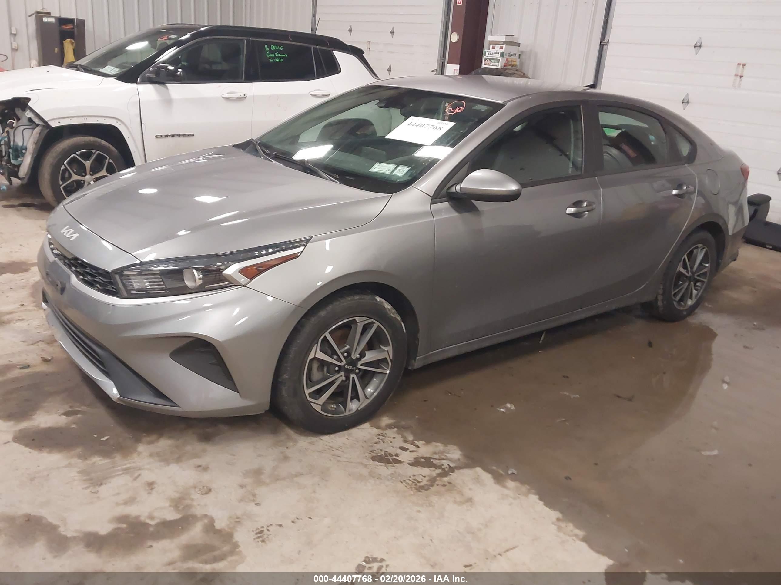 KIA FORTE image 2