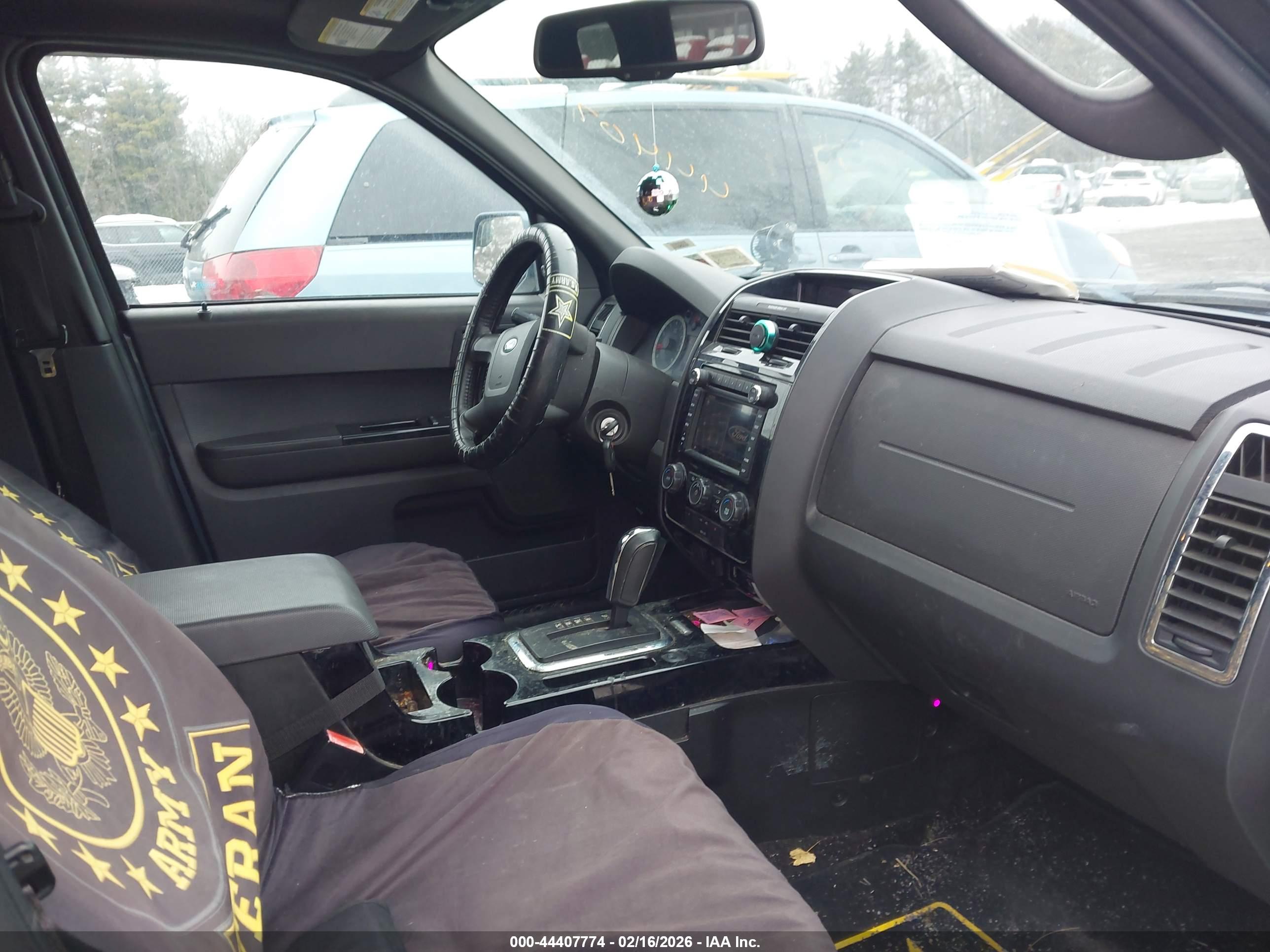 FORD ESCAPE image 5