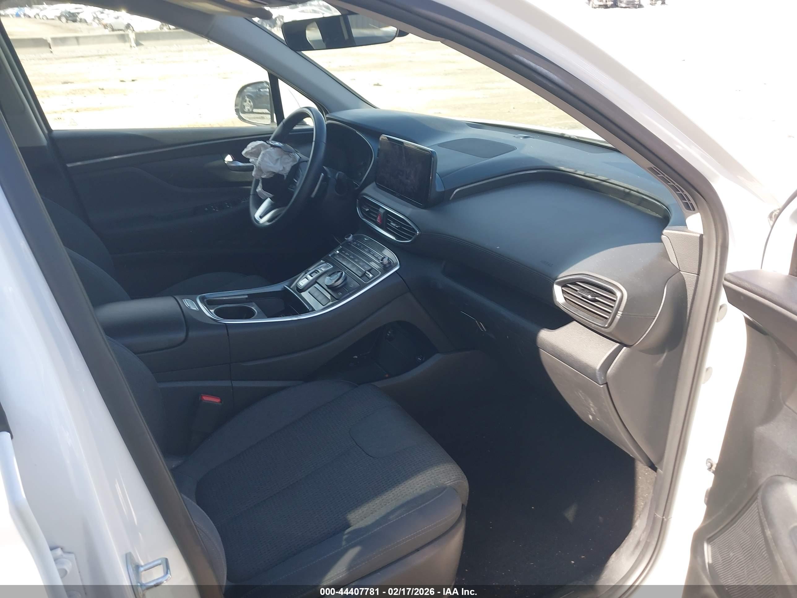 HYUNDAI SANTA image 5