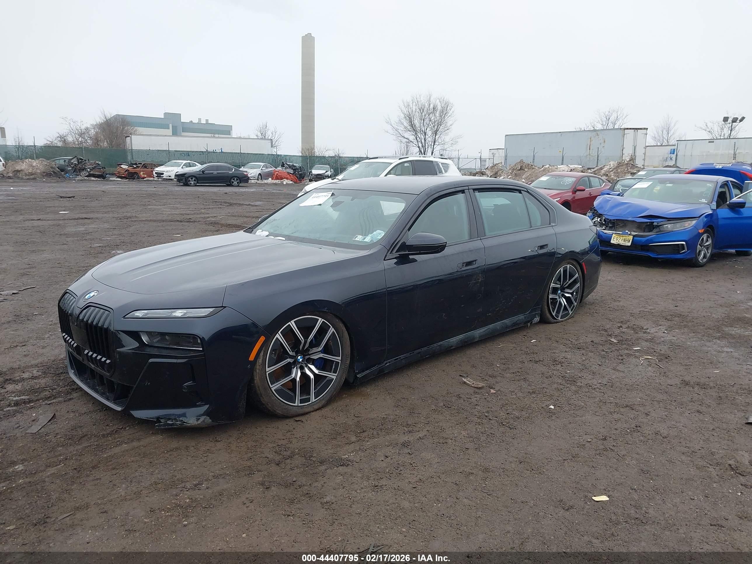 BMW 760I image 2