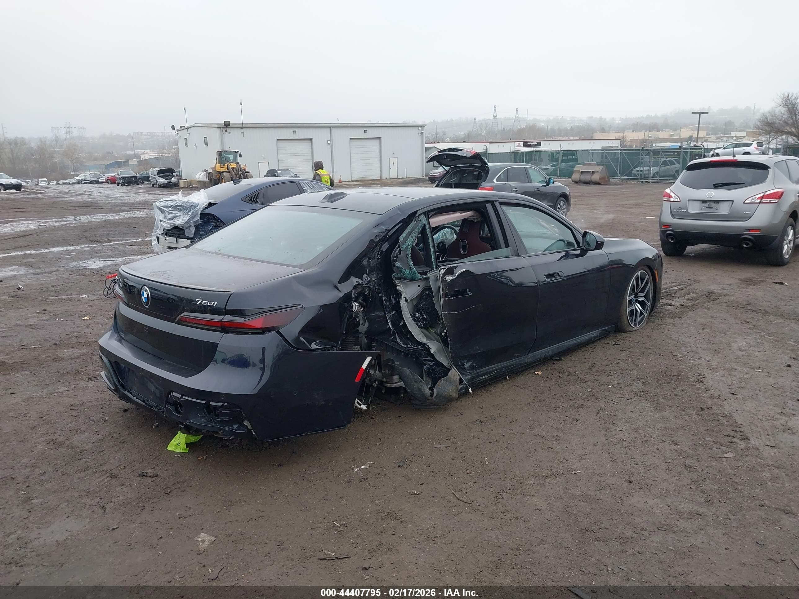 BMW 760I image 4