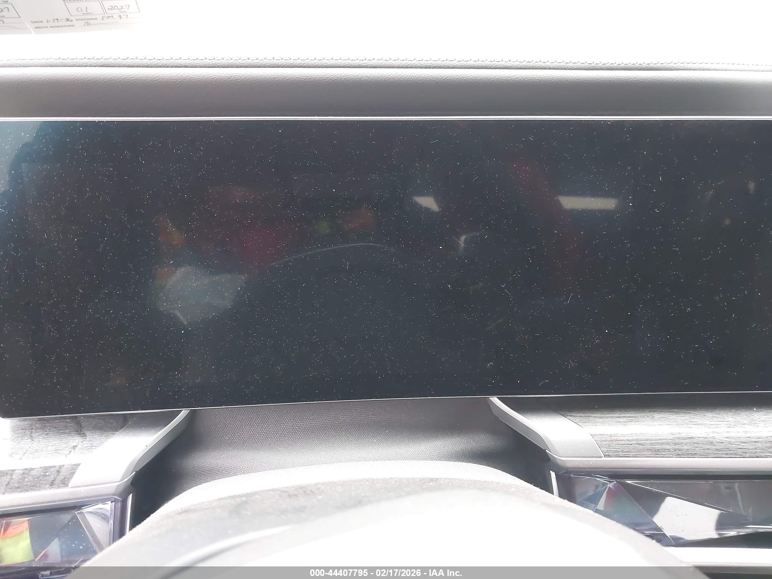 BMW 760I image 7